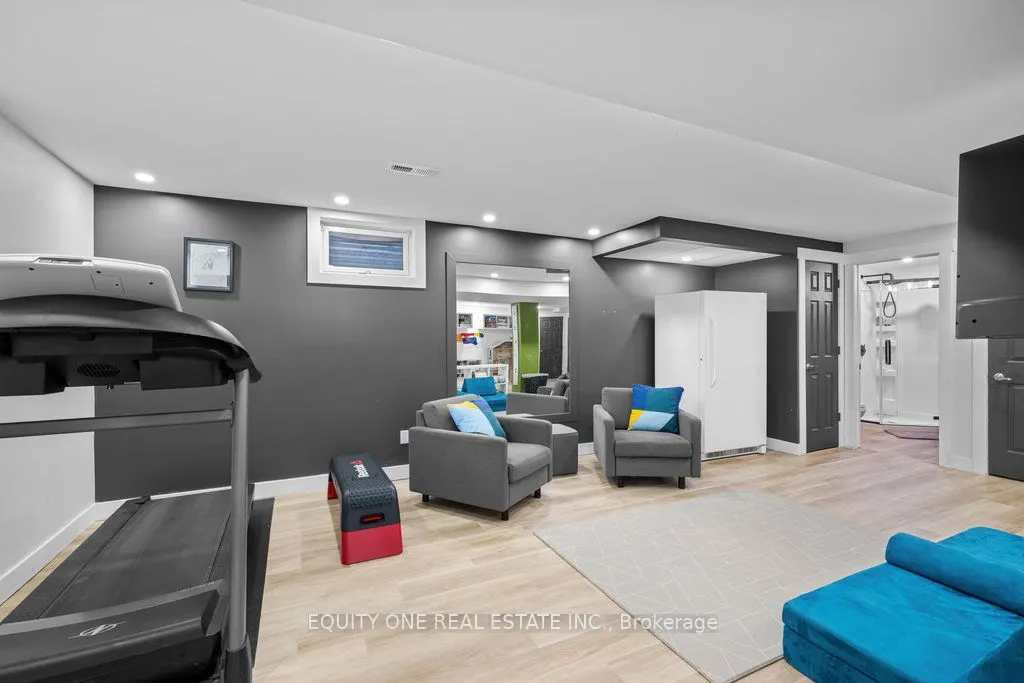 7038 Quinnfield Way