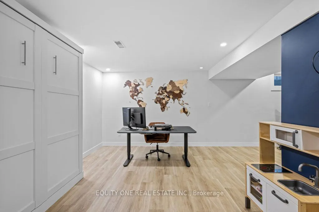 7038 Quinnfield Way