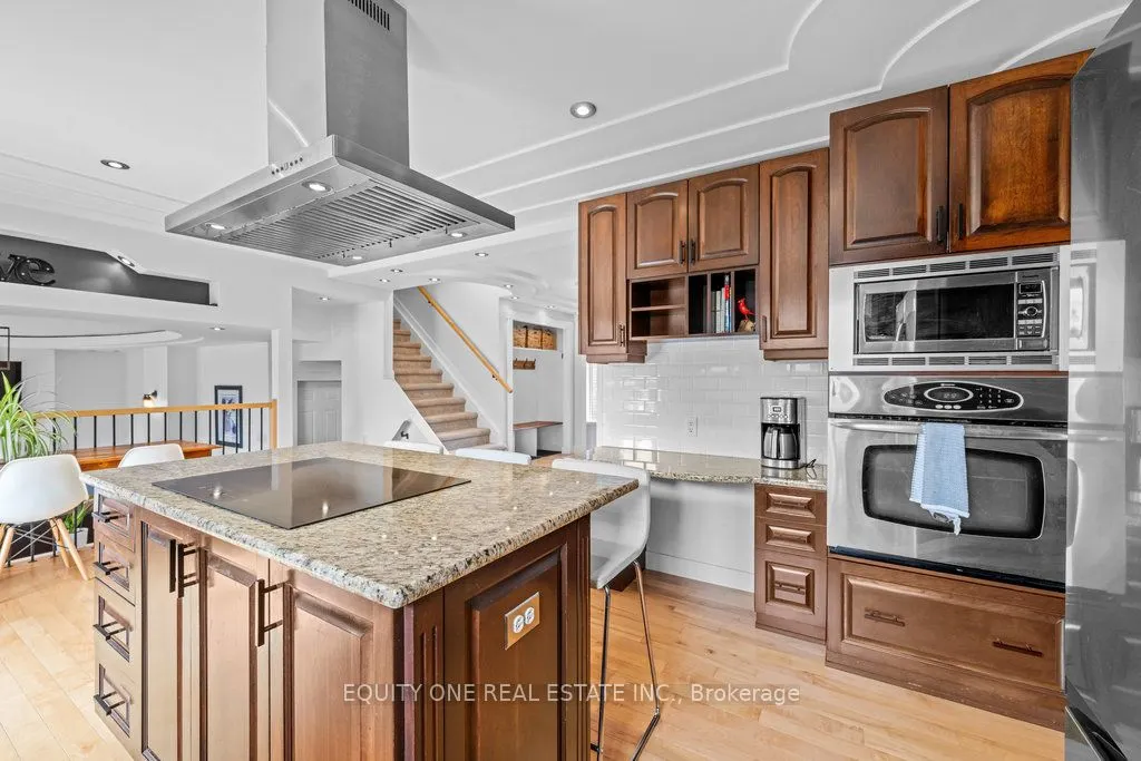 7038 Quinnfield Way