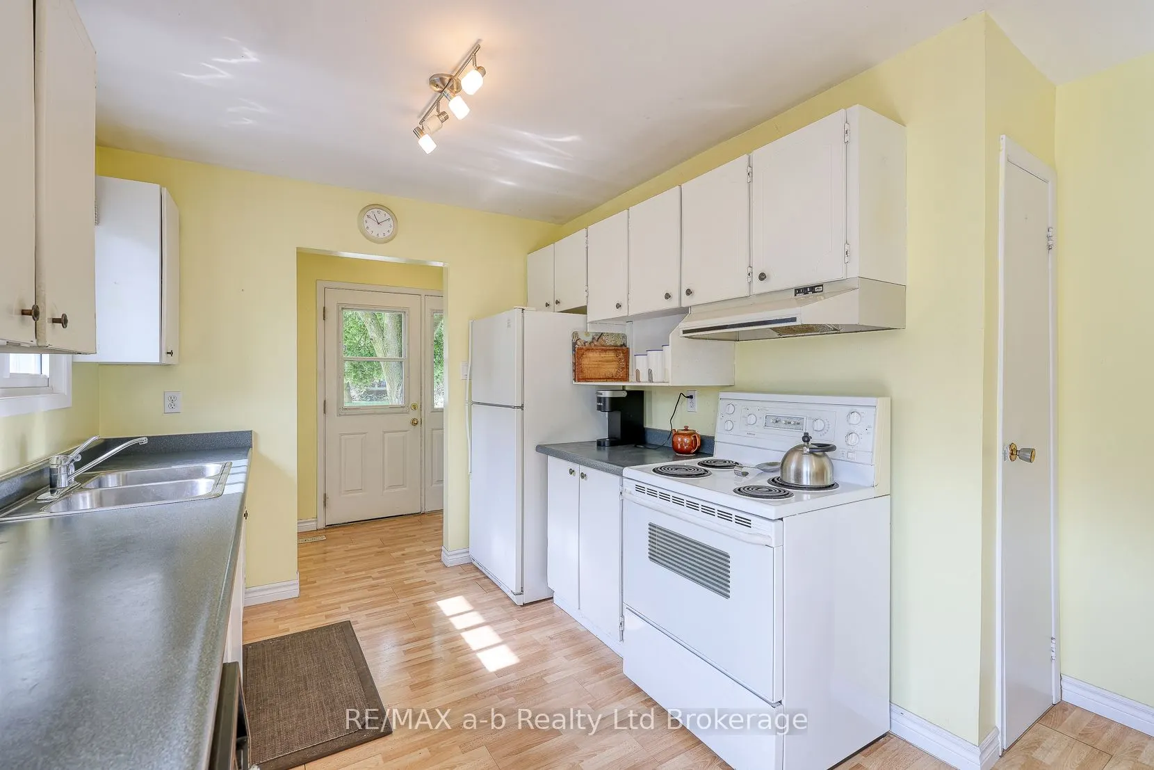 43 Witty Avenue