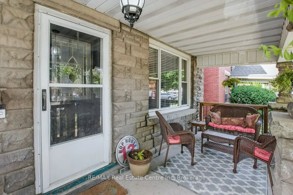 207 Waterloo Avenue