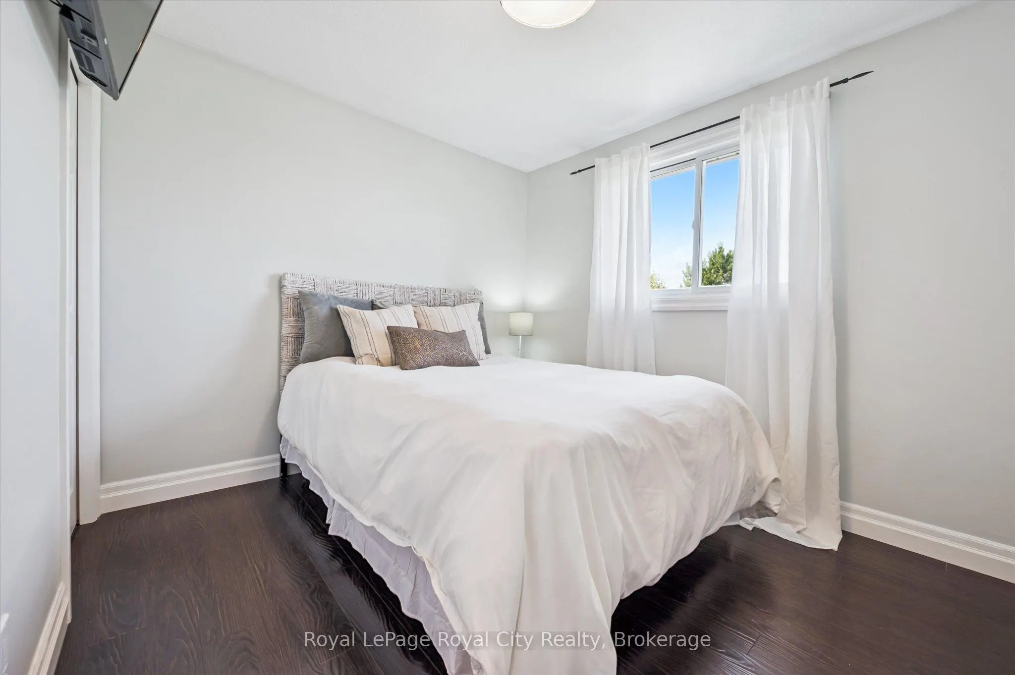 255 Deerpath Drive