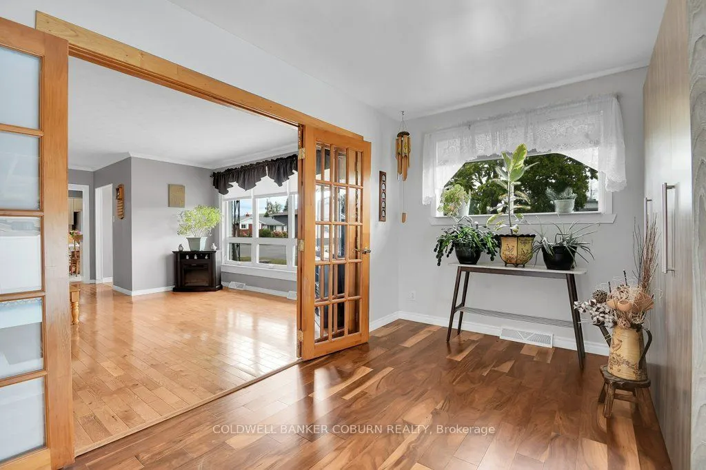 71 Fifth Street E
