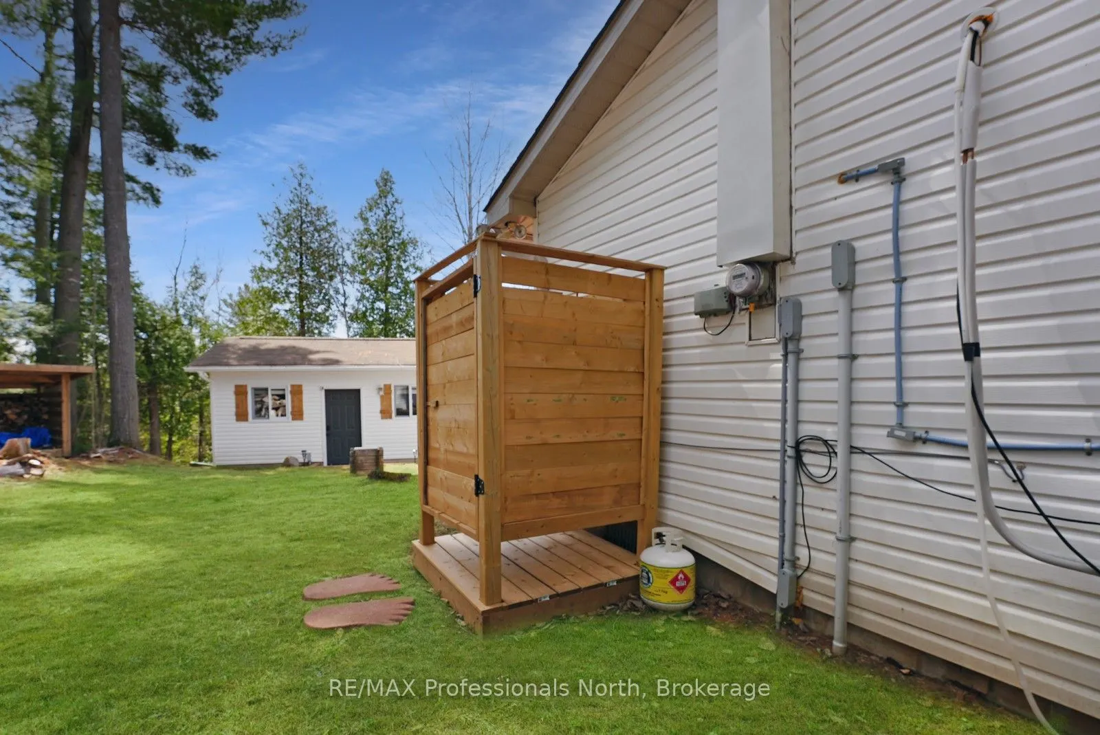 1419 Clement Lake Road