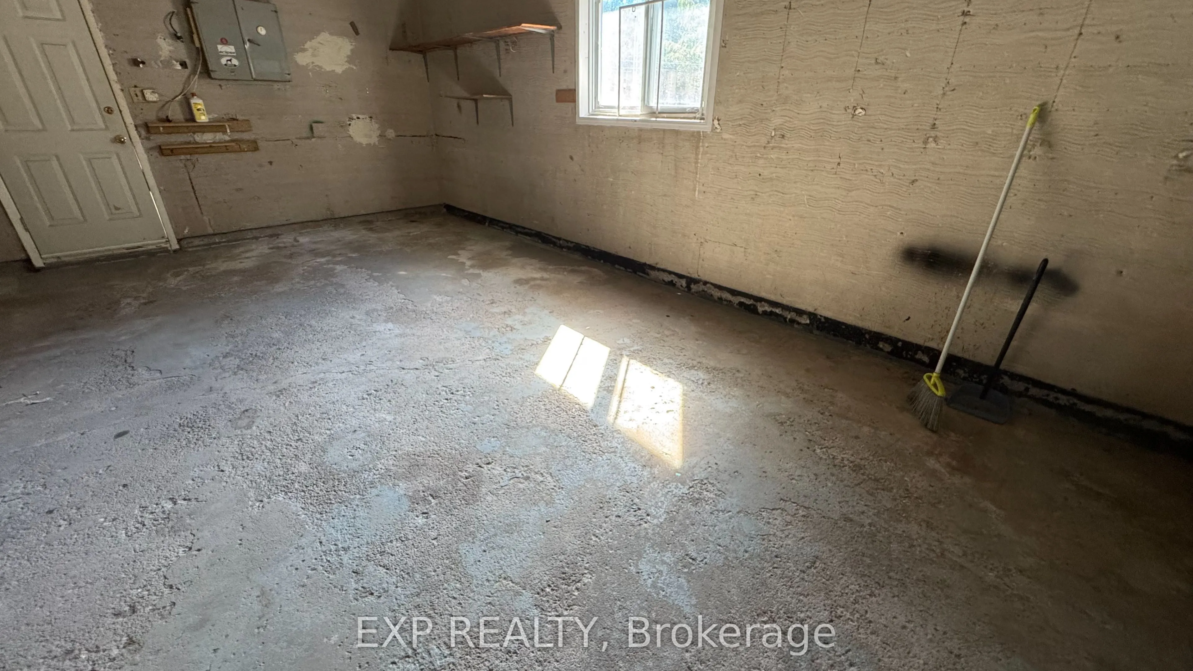 6844 Stokes Street, #Upper