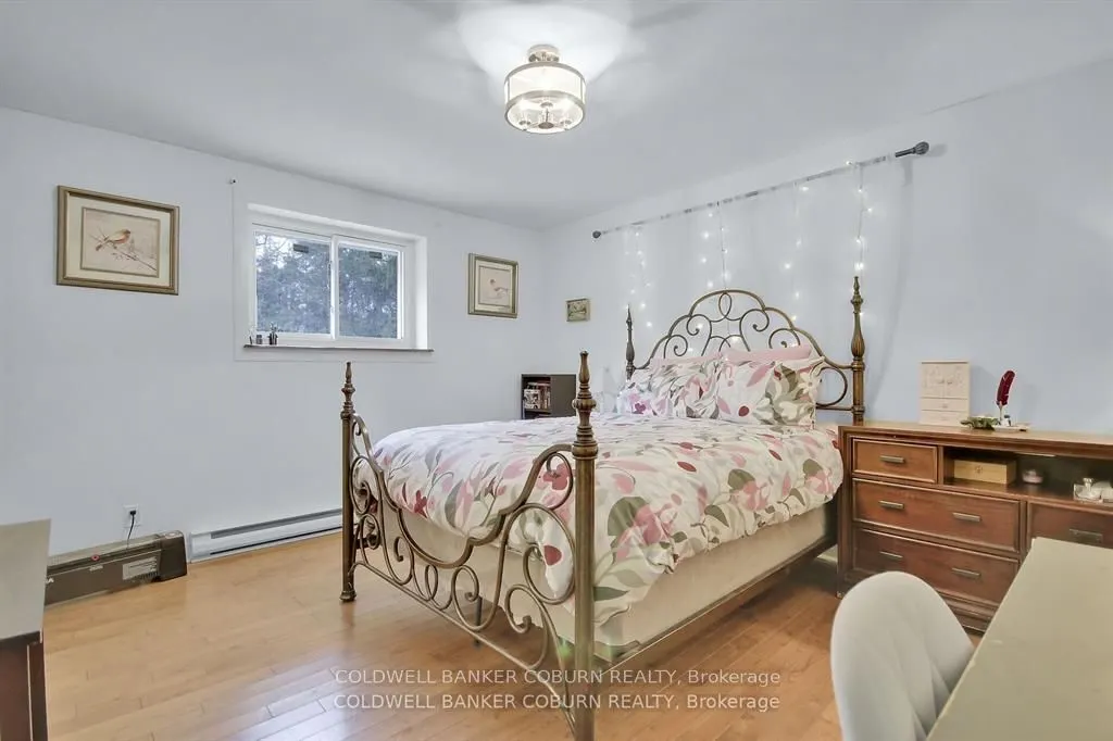 1696 Merwin Lane