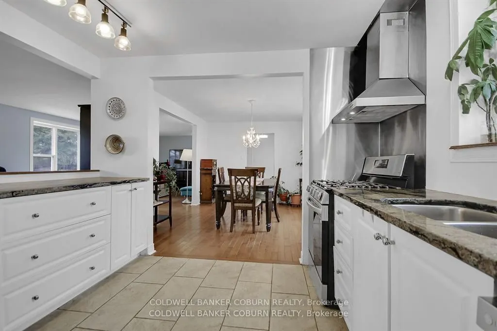 1696 Merwin Lane