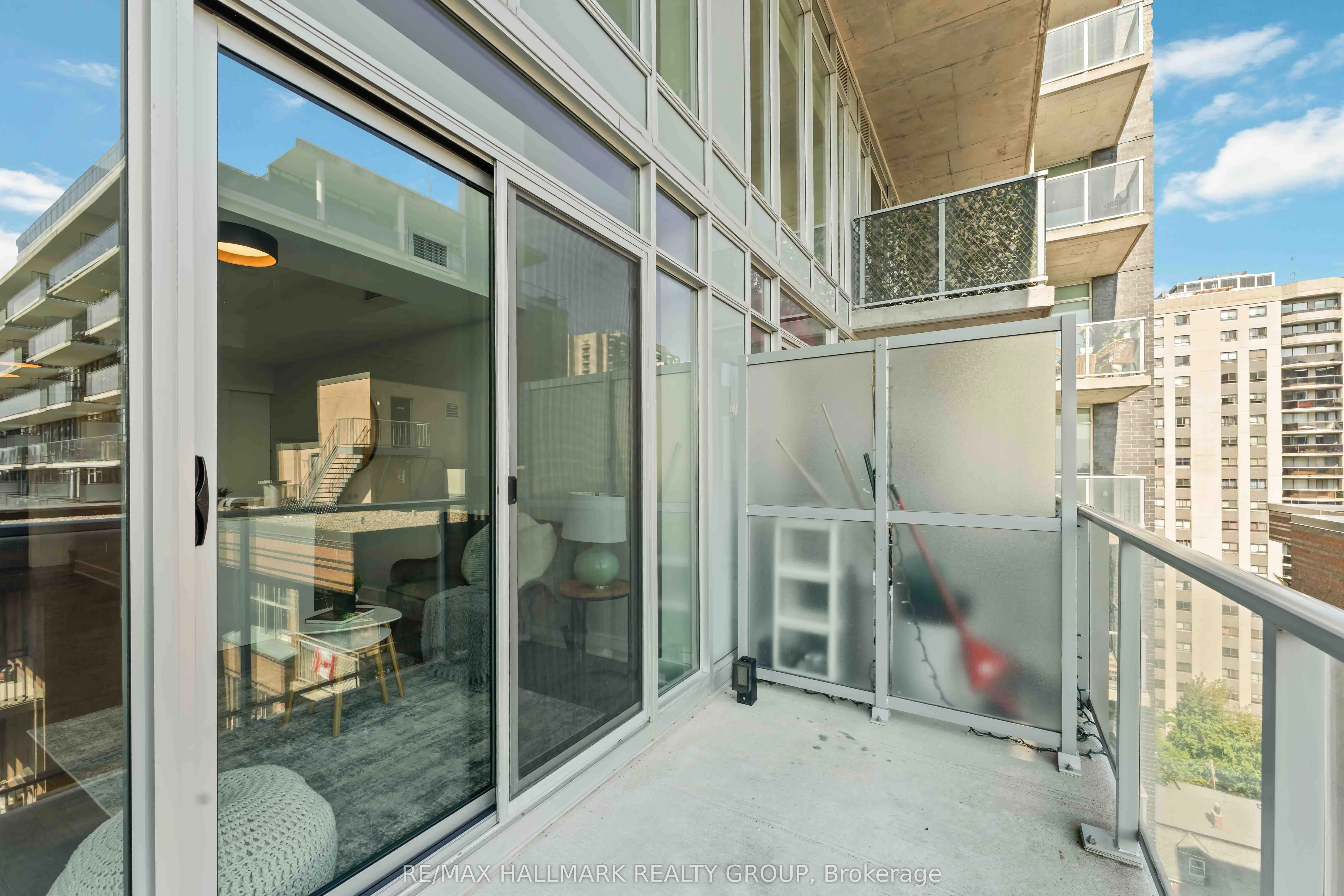 255 BAY Street, #1209