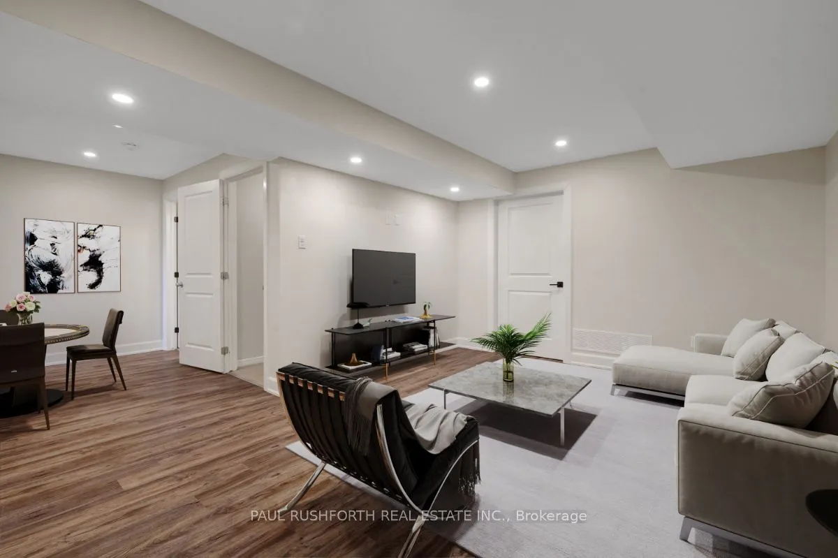40 Riddell Street