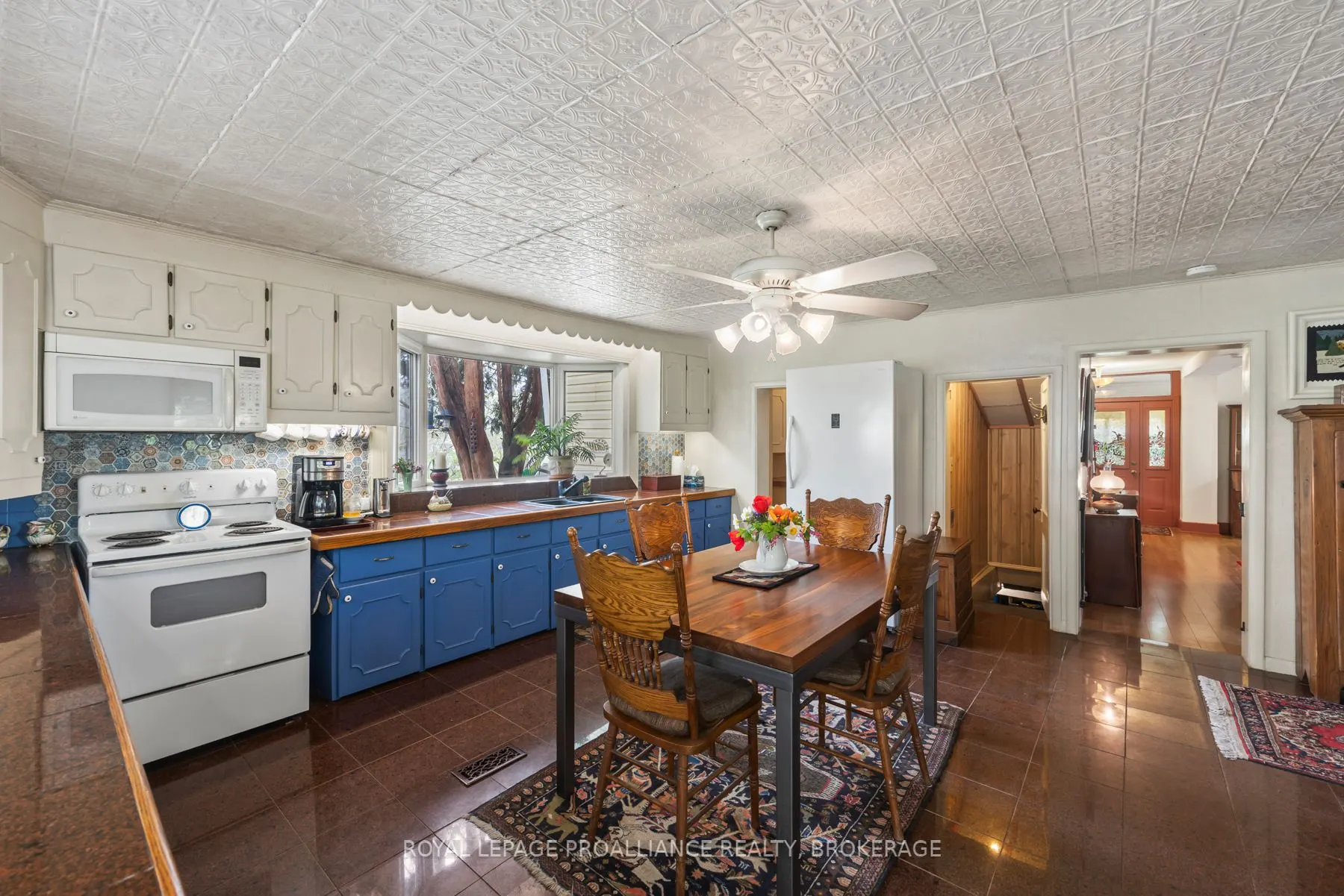 2078 Sunbury Road