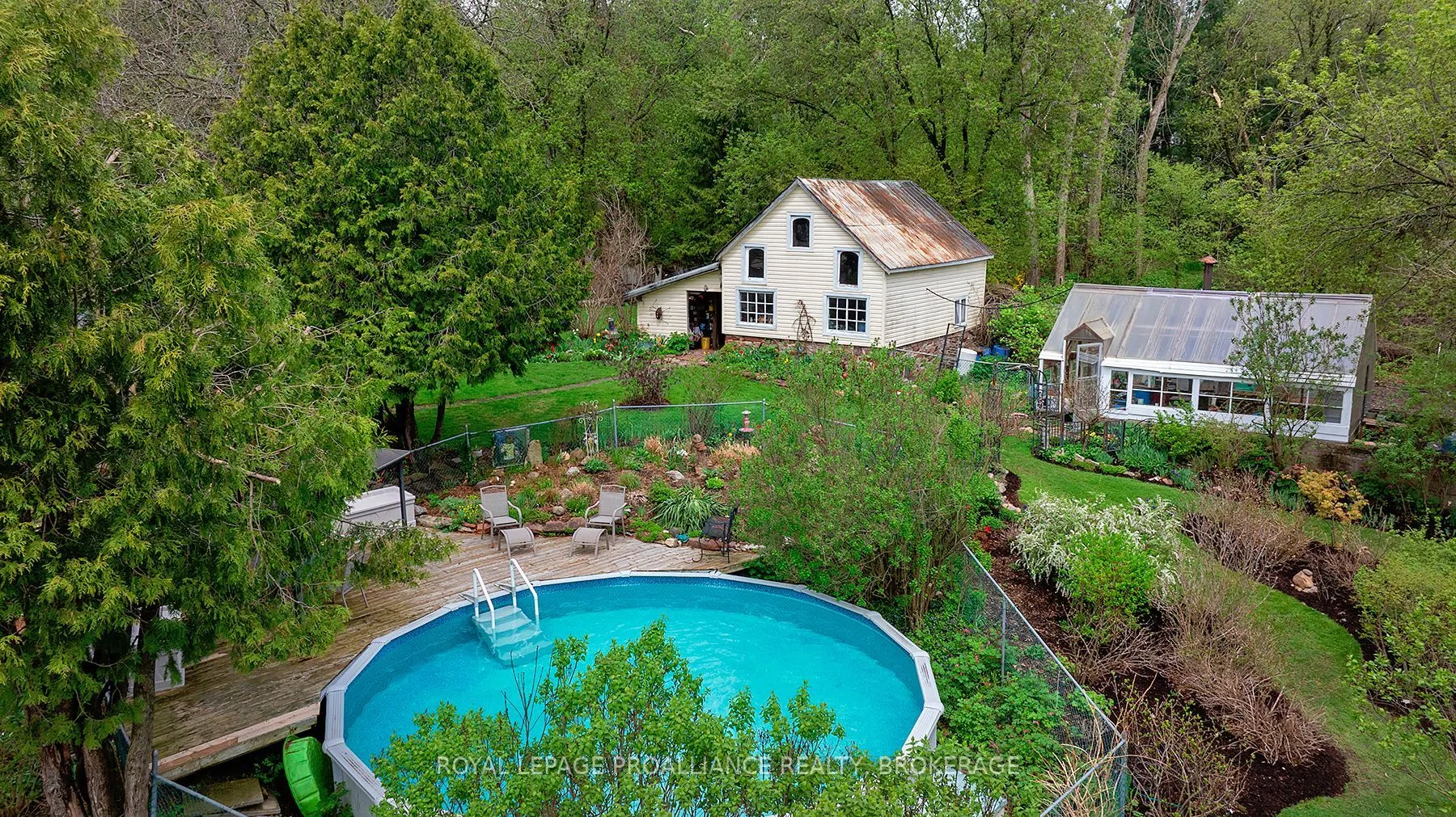 2078 Sunbury Road
