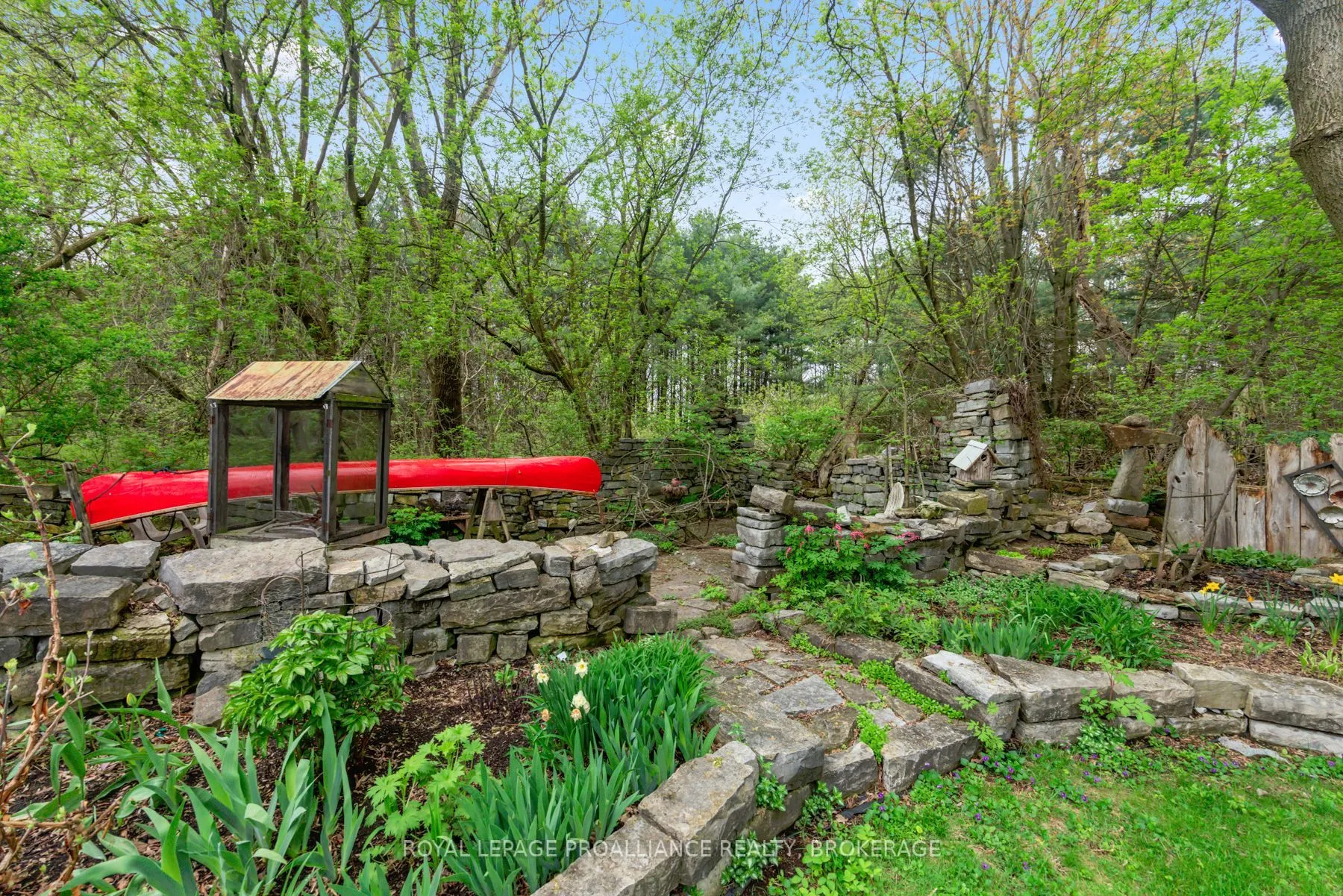 2078 Sunbury Road
