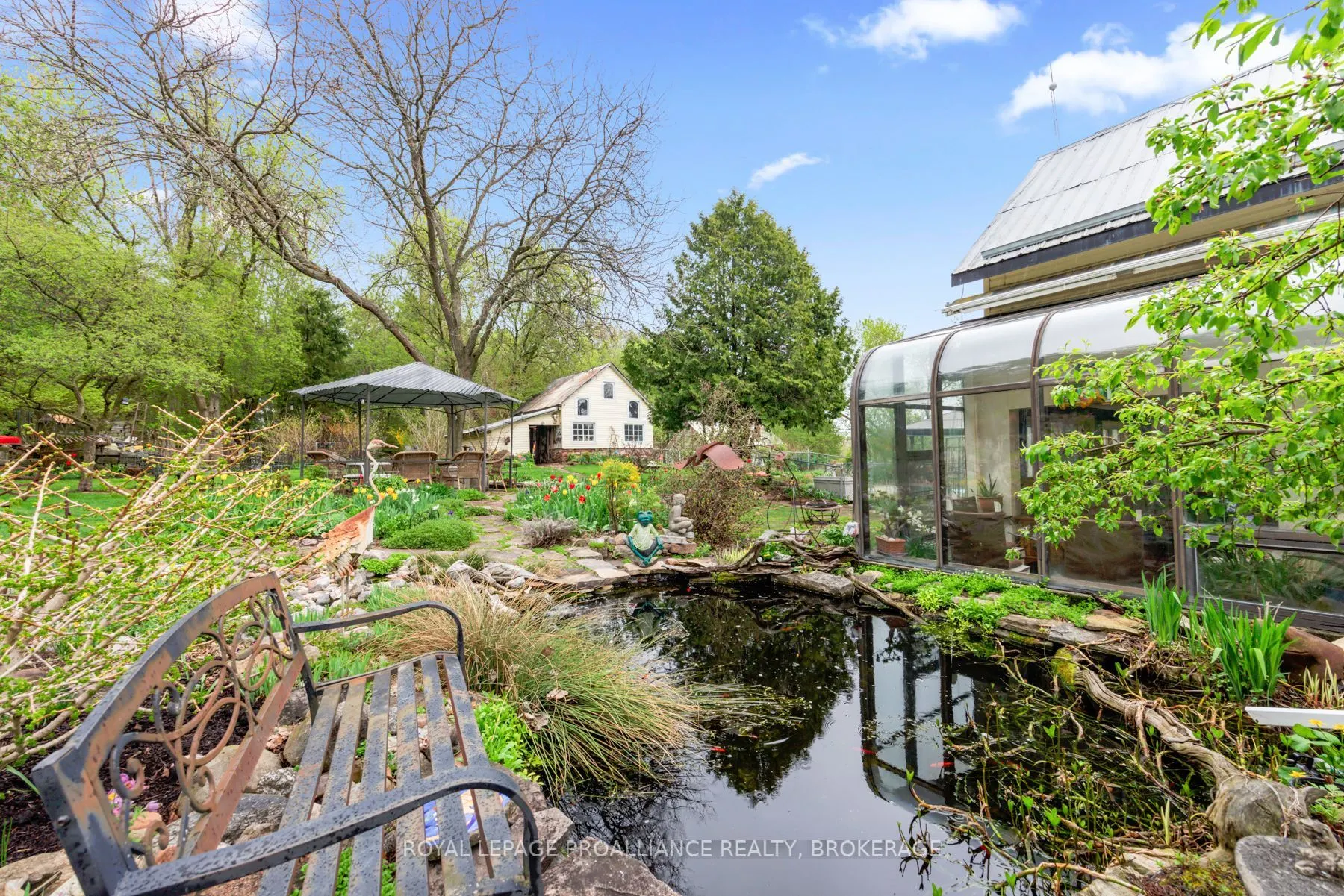 2078 Sunbury Road