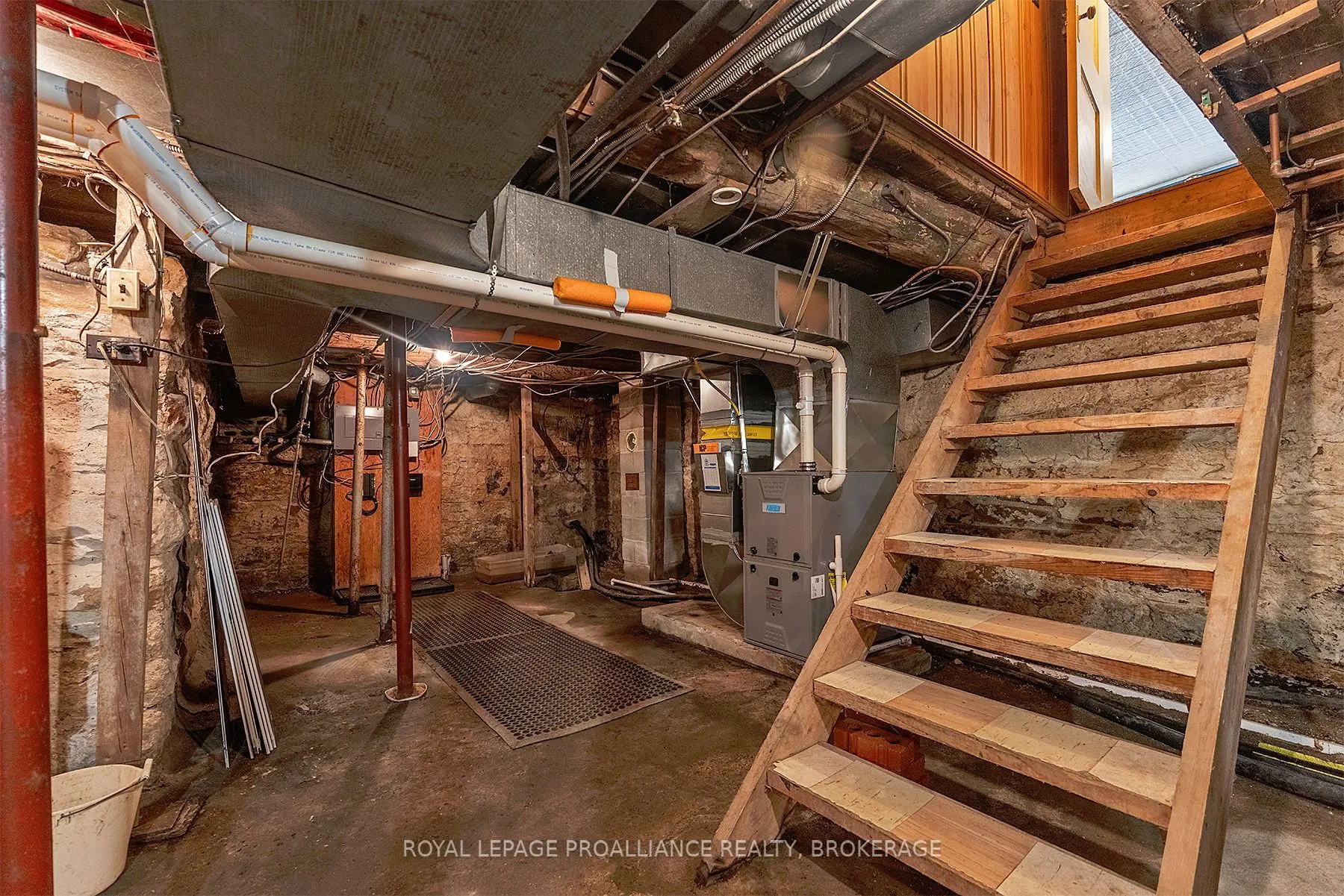 2078 Sunbury Road