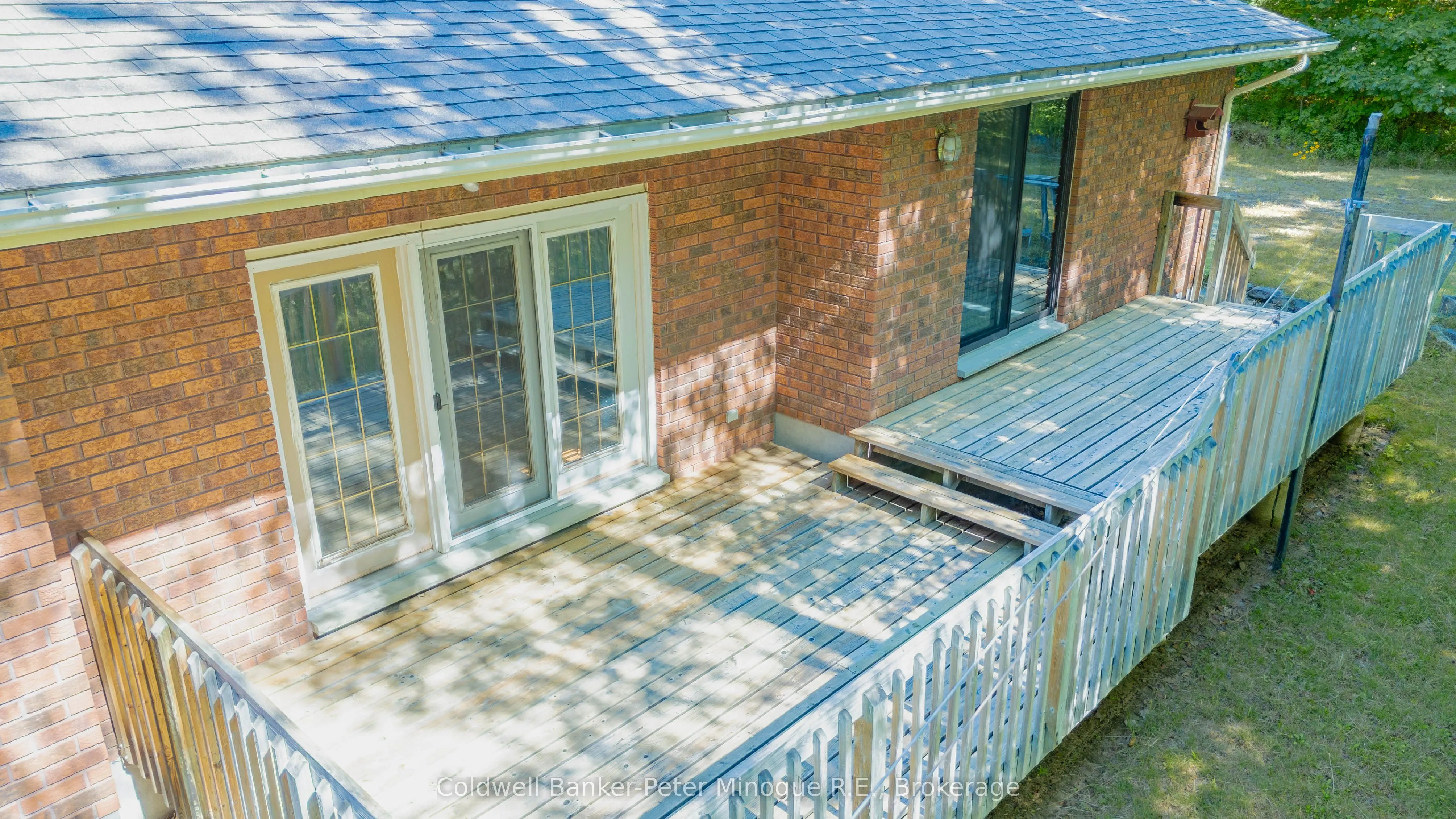 81 Hazelton Lane