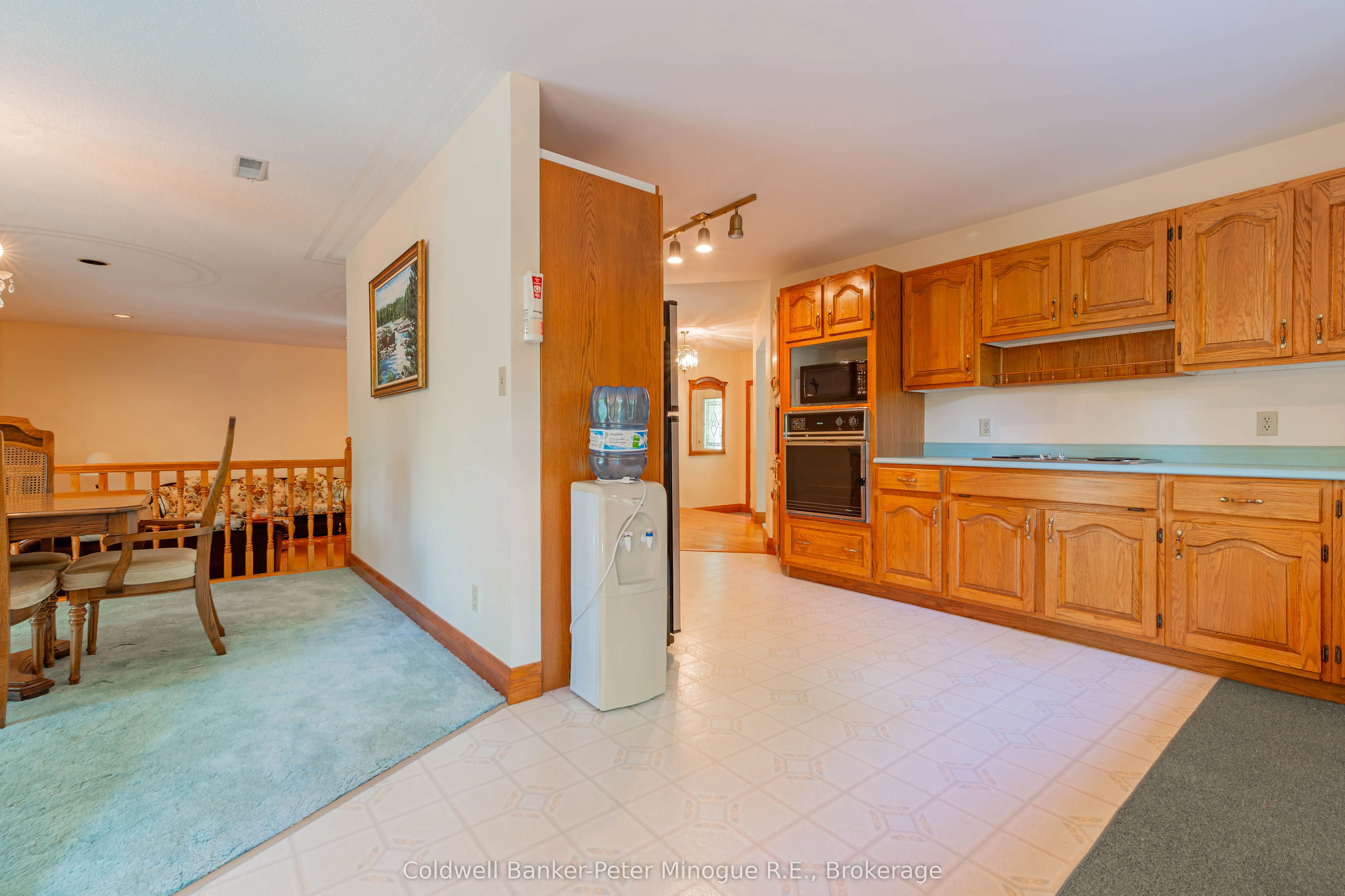 81 Hazelton Lane