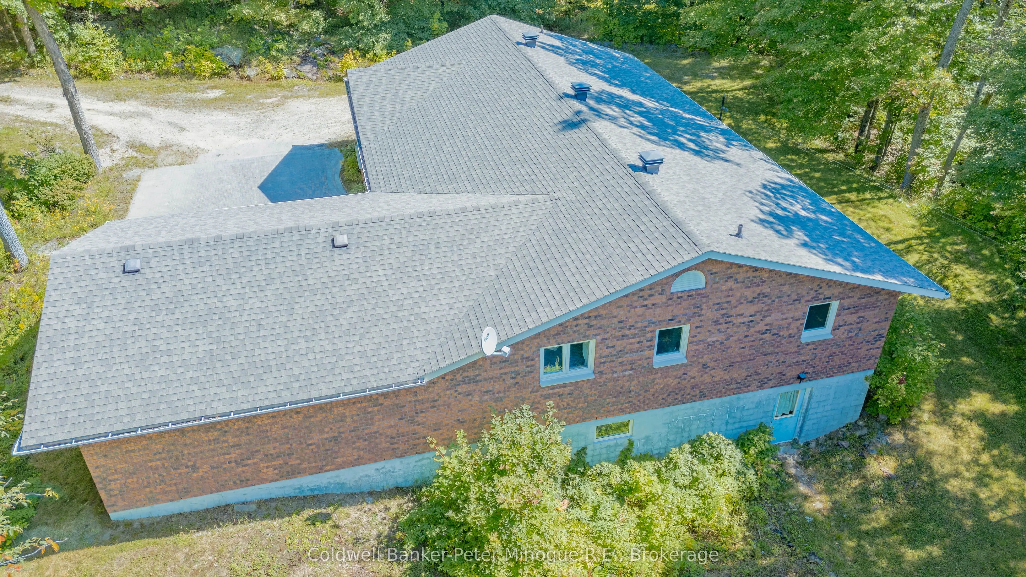 81 Hazelton Lane