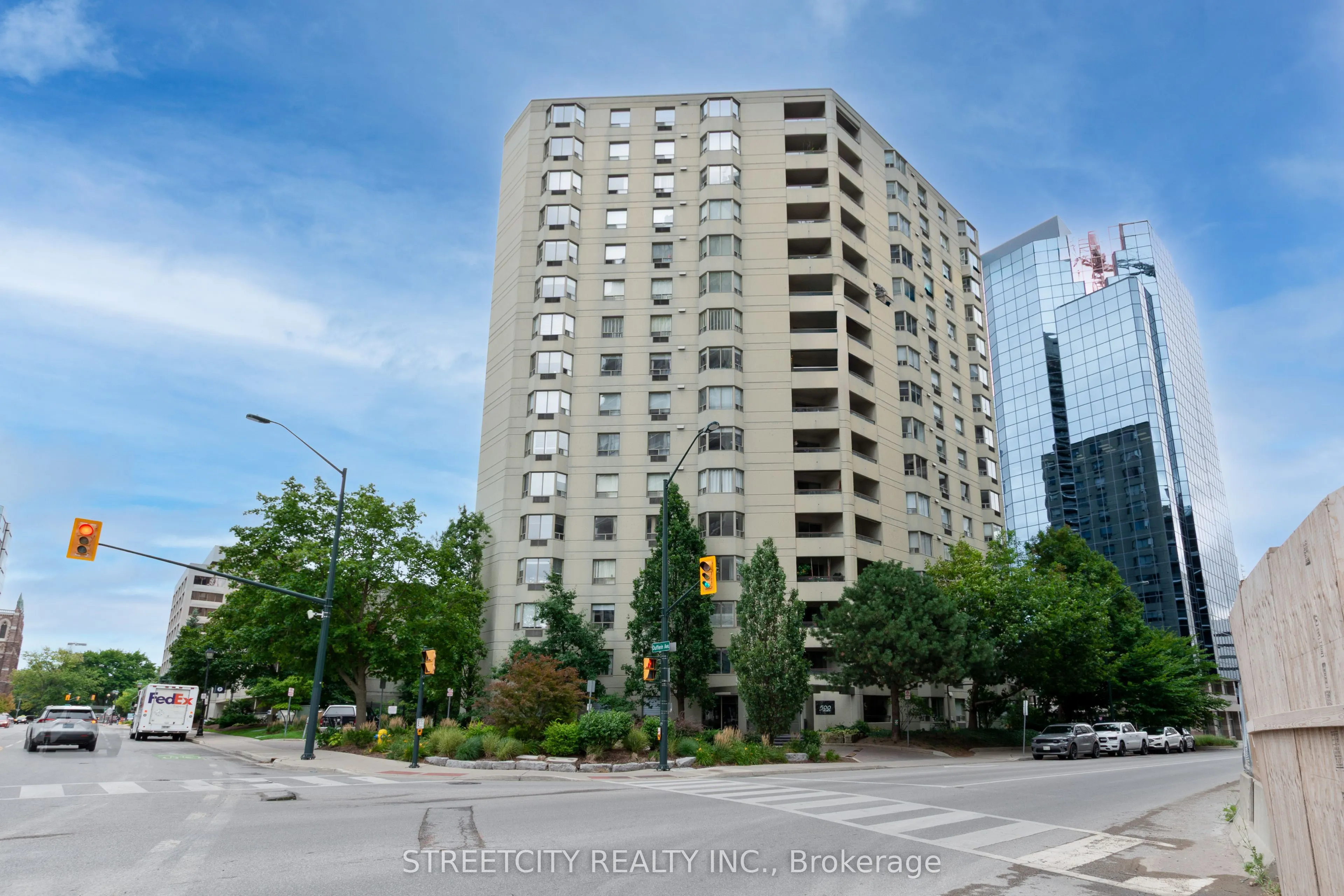 500 Talbot Street, #1203