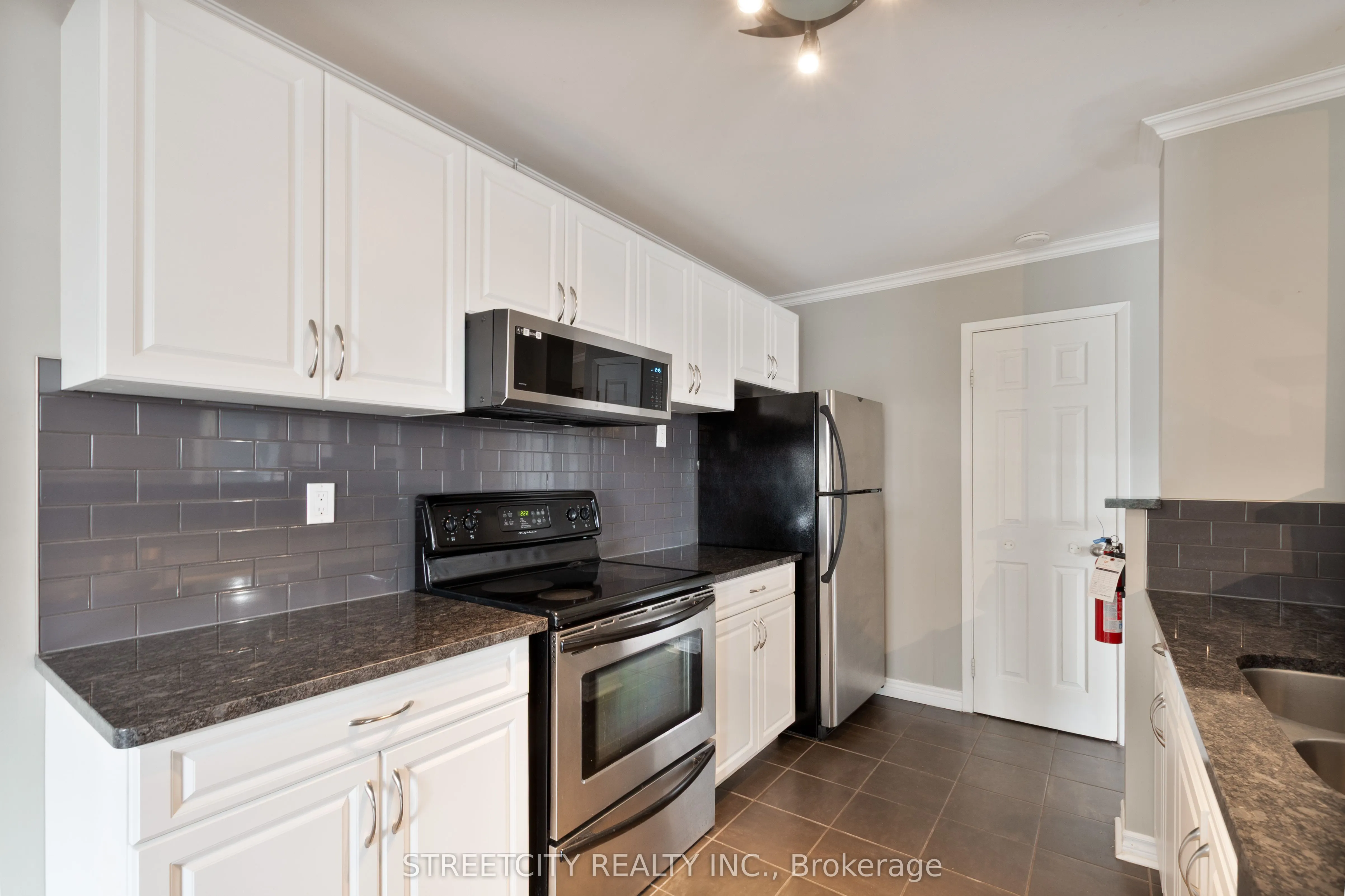 500 Talbot Street, #1203