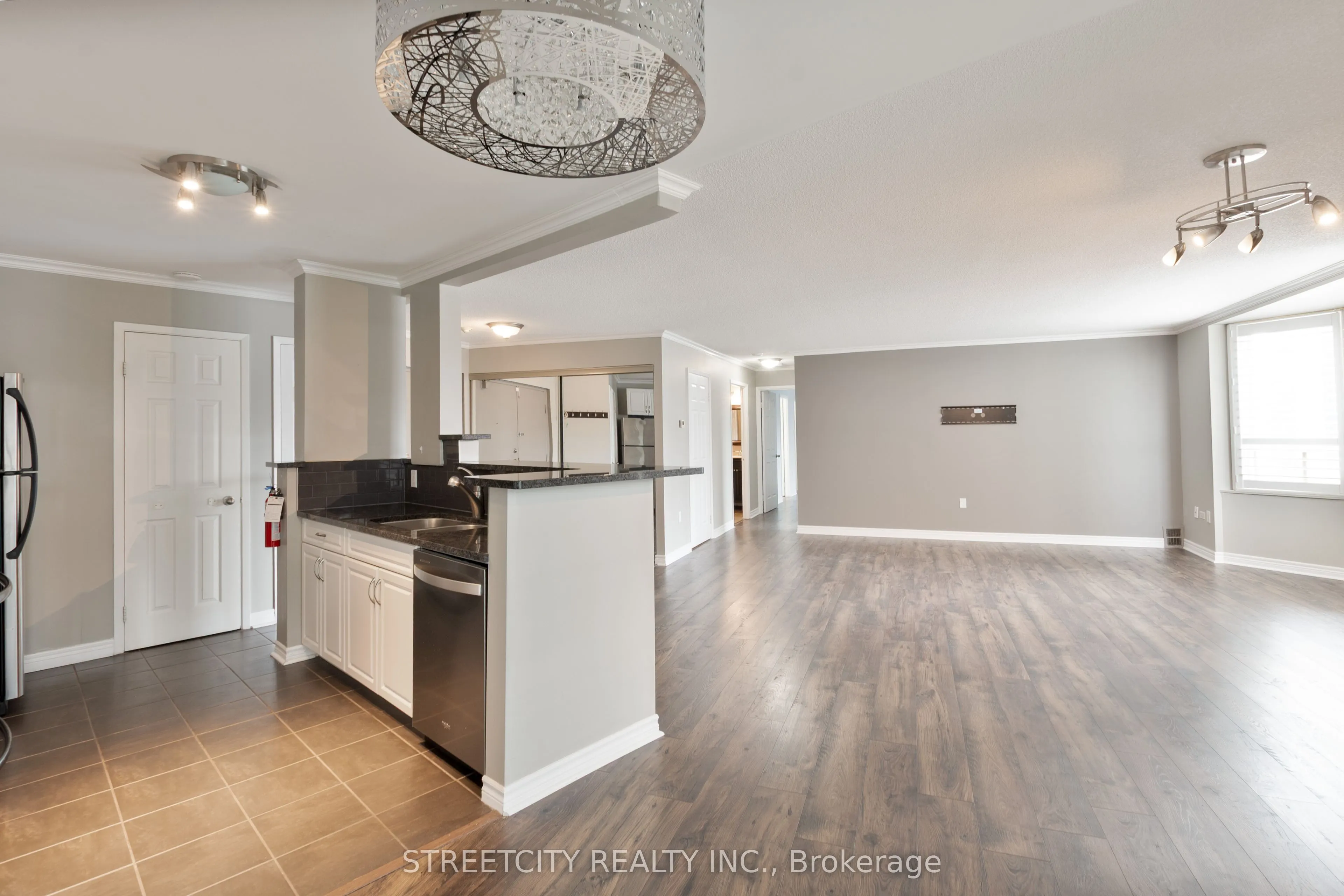 500 Talbot Street, #1203