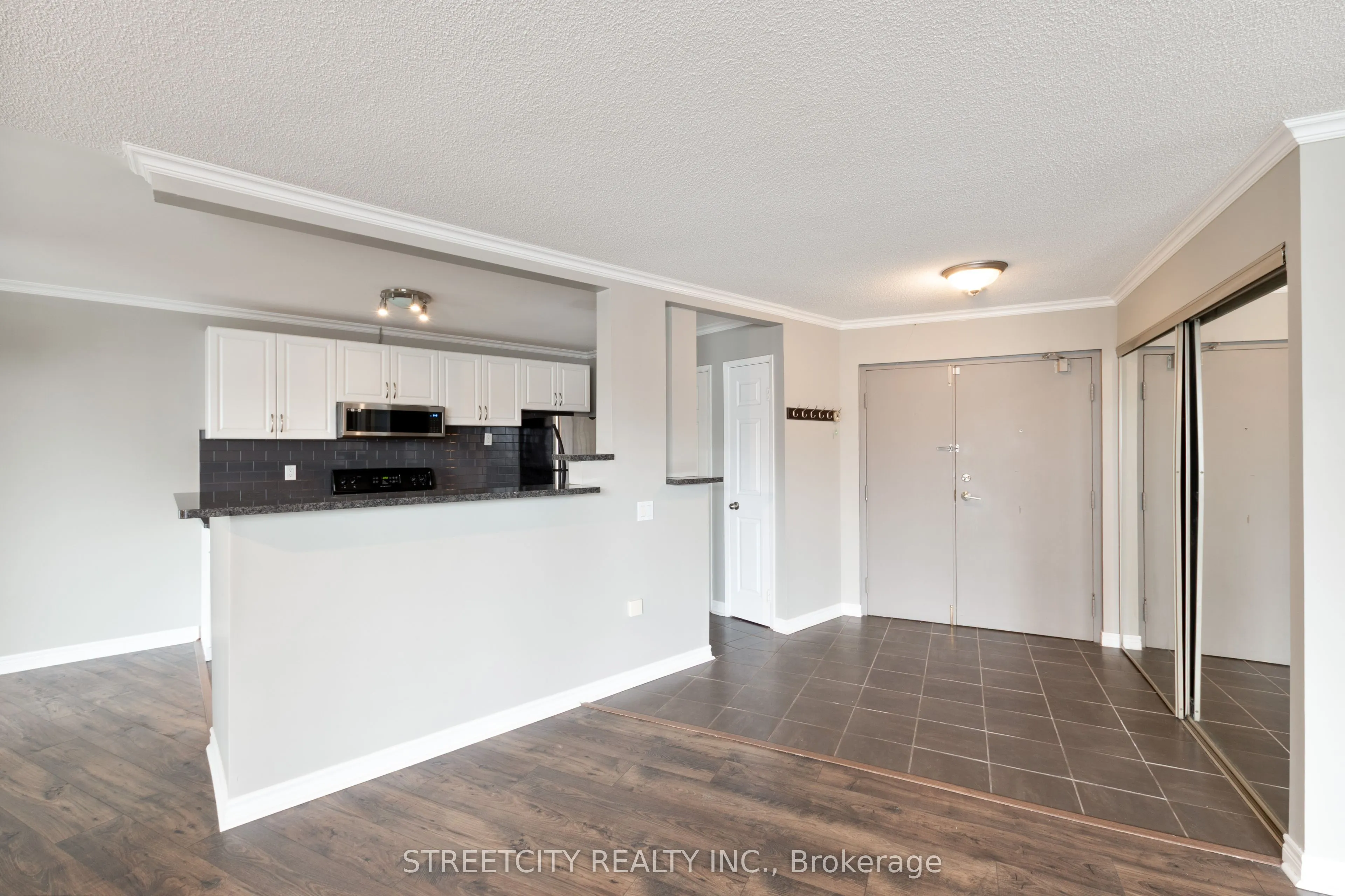 500 Talbot Street, #1203