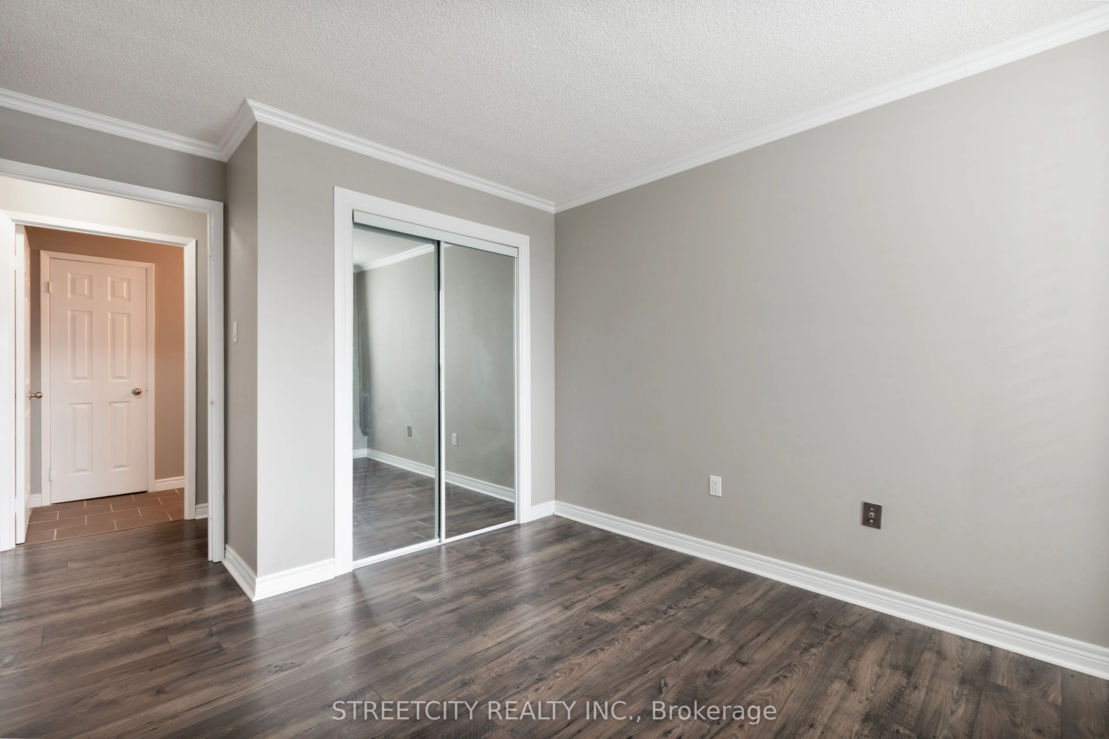 500 Talbot Street, #1203