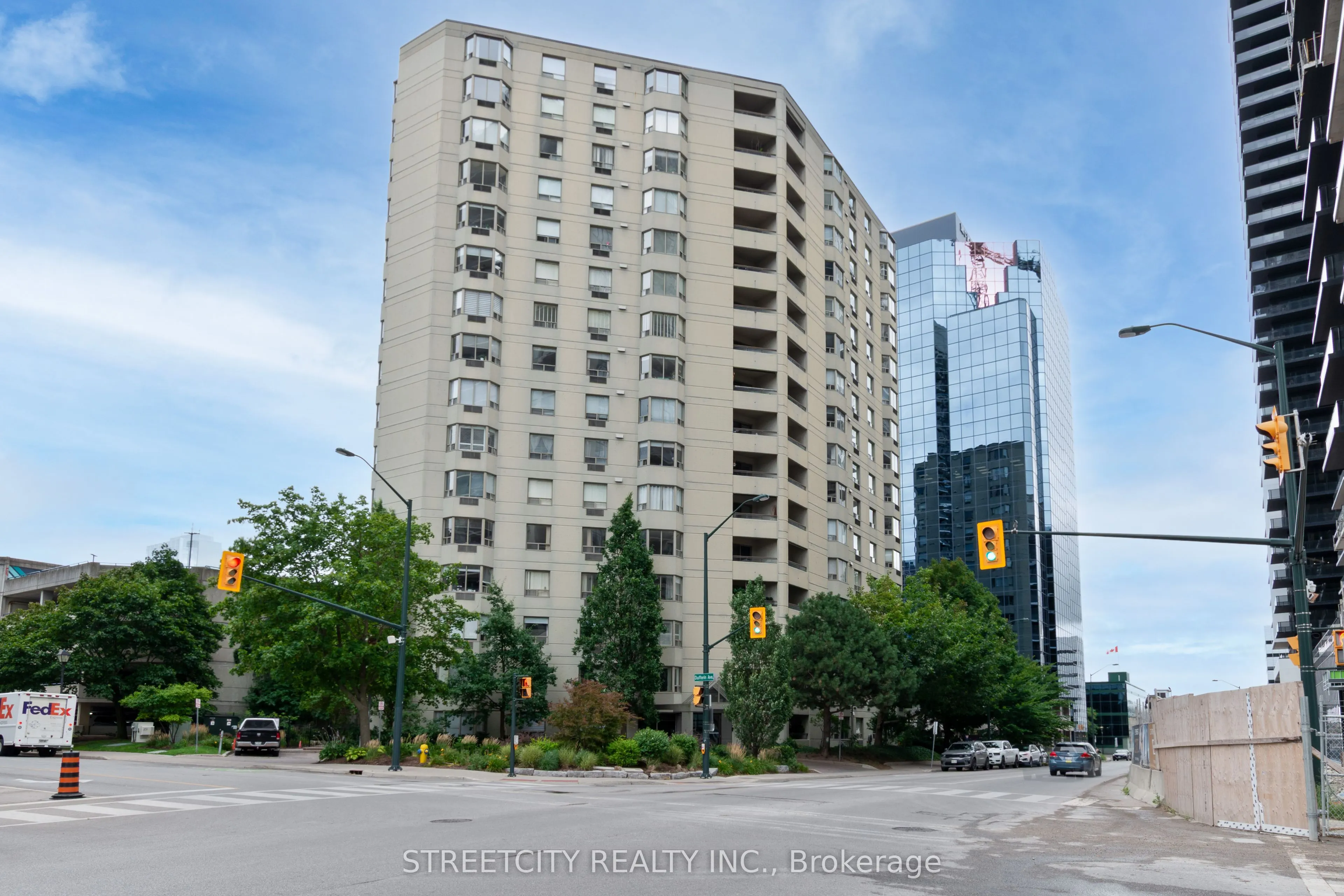 500 Talbot Street, #1203