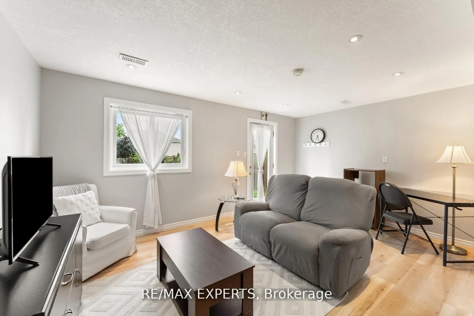 56 Steepleridge Street