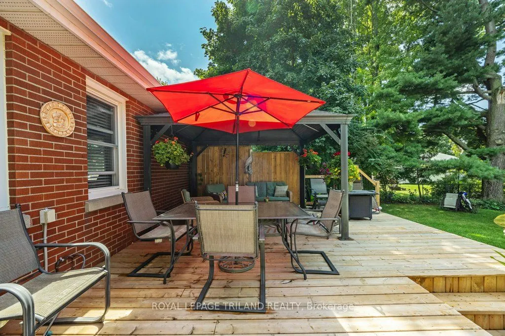 236 Sunset Drive