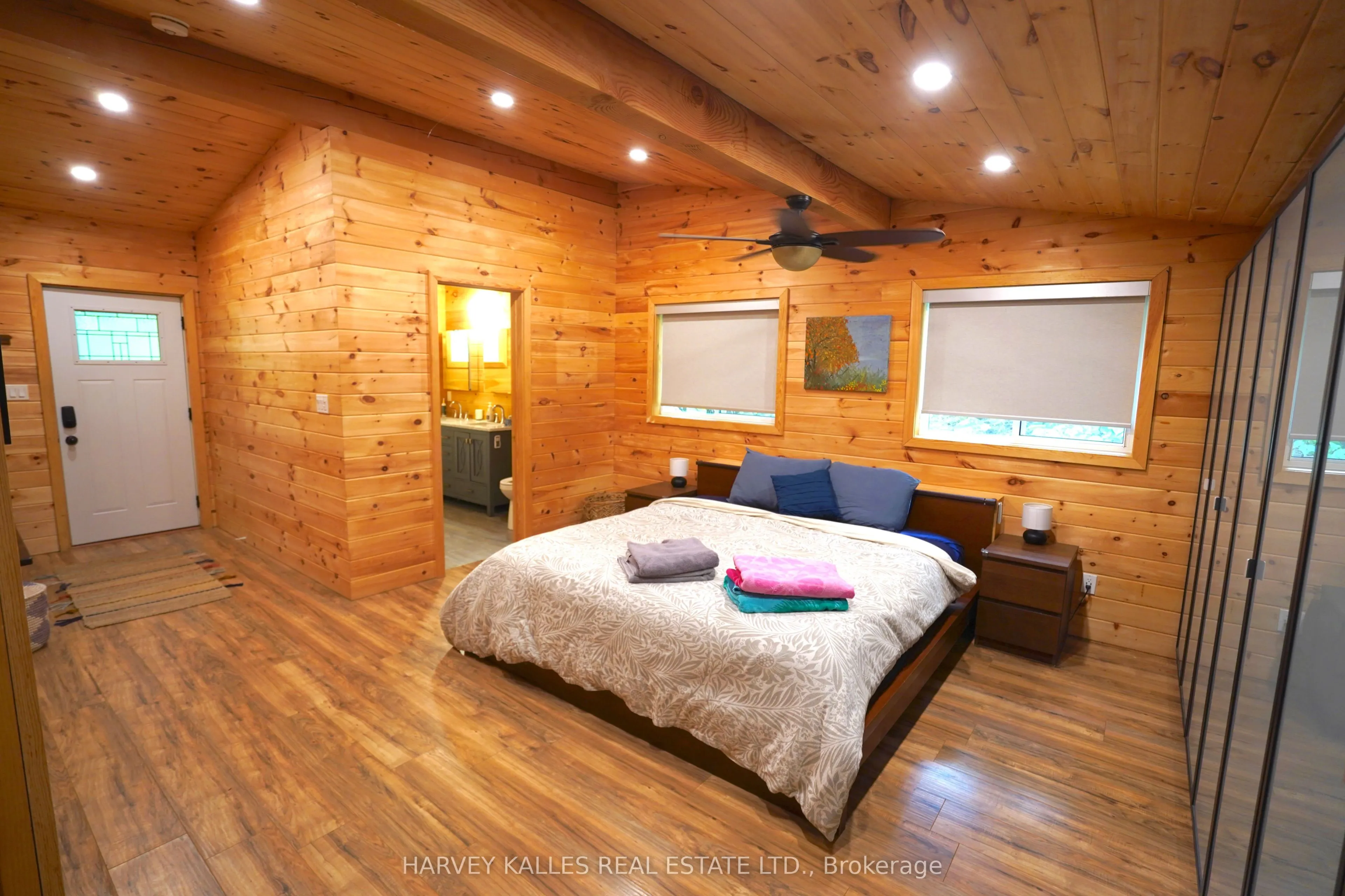 83 Pinetree Road