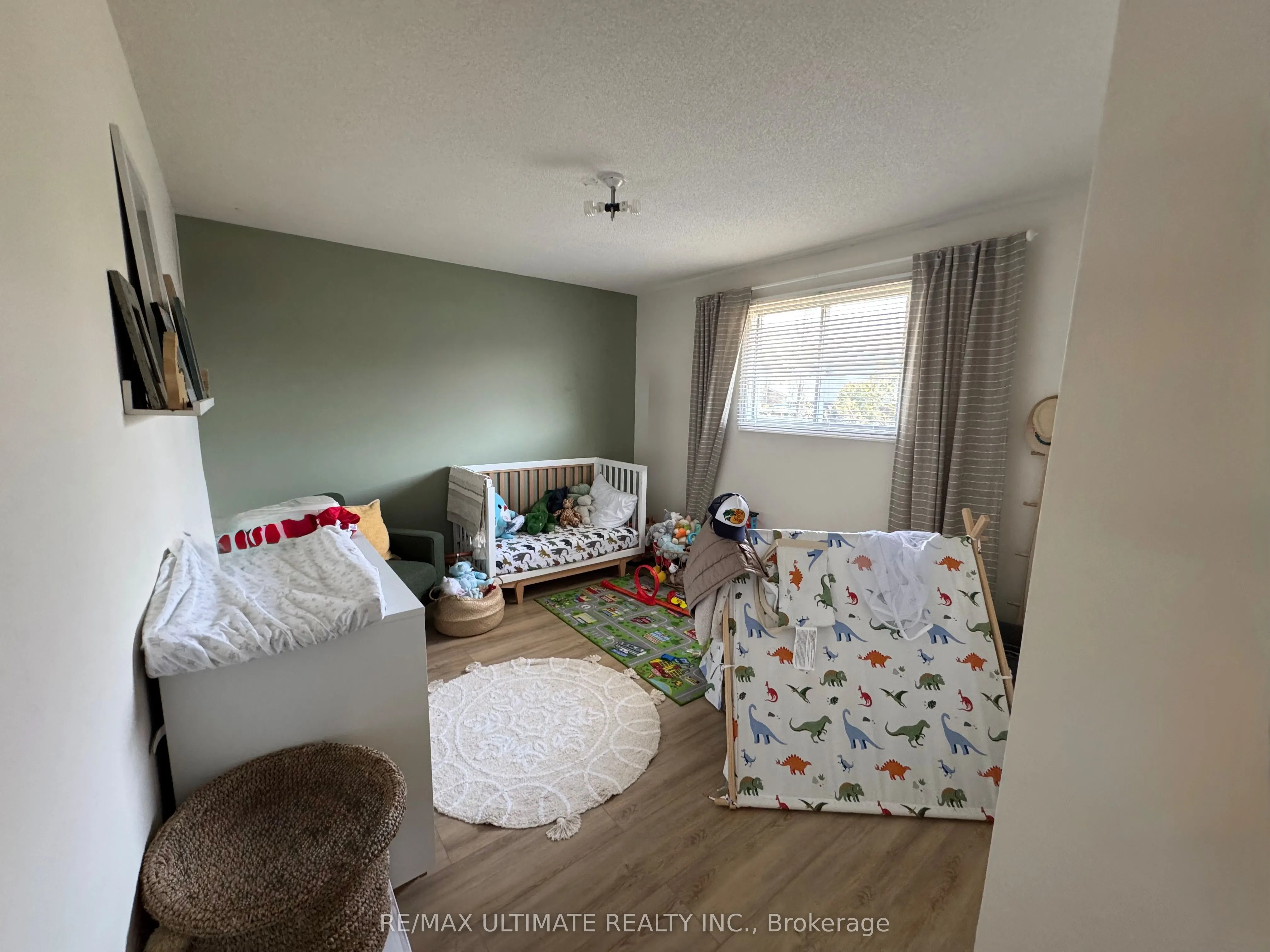 12 Stoney Brook Crescent