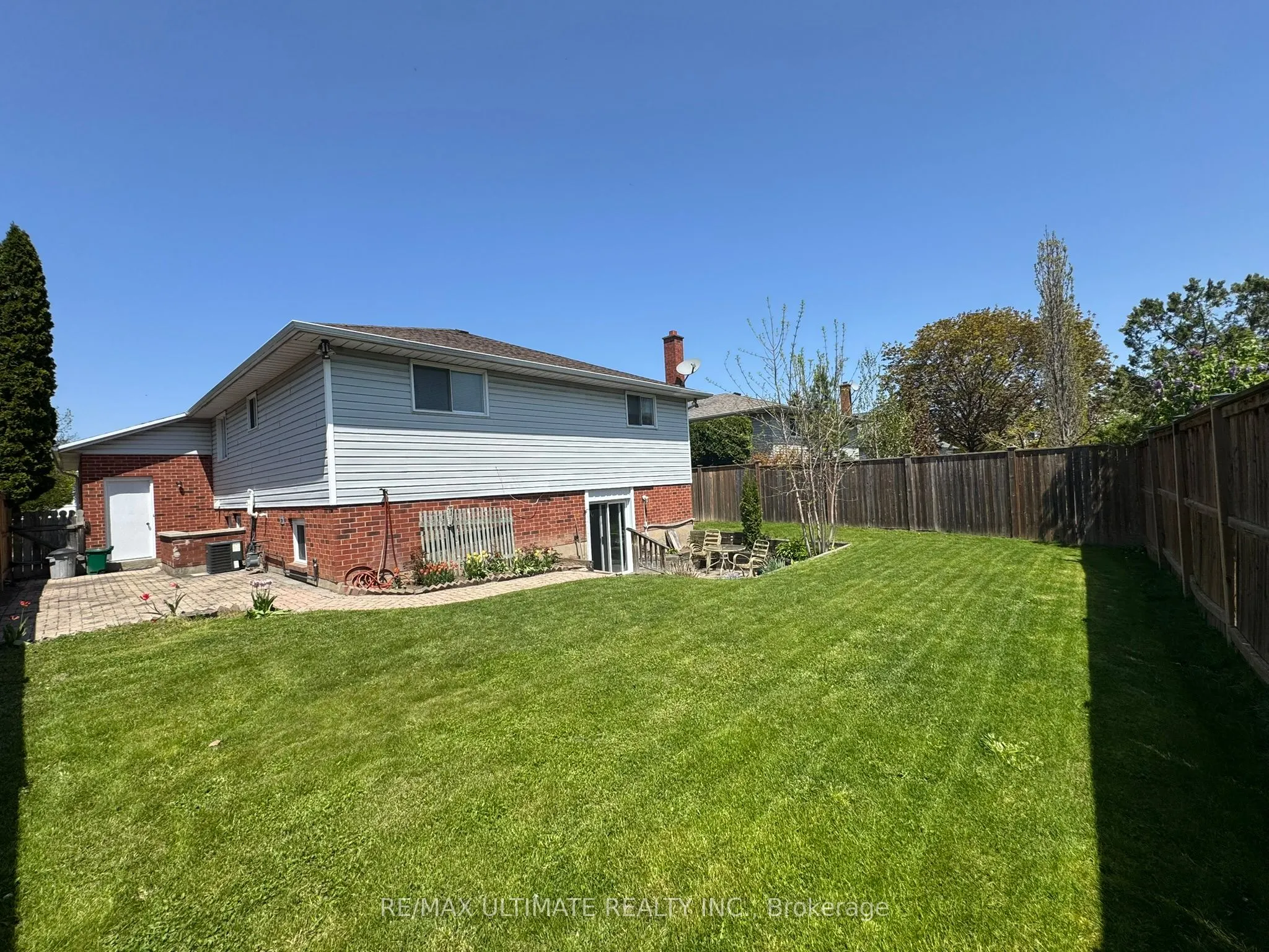 12 Stoney Brook Crescent