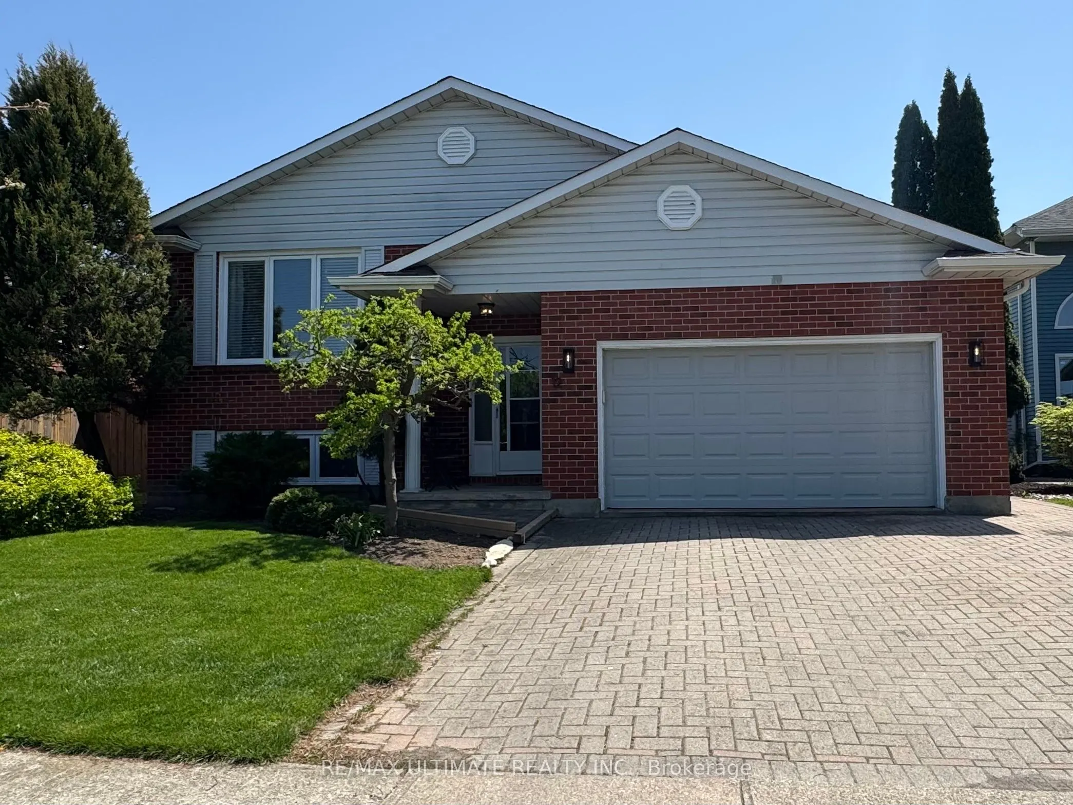 12 Stoney Brook Crescent