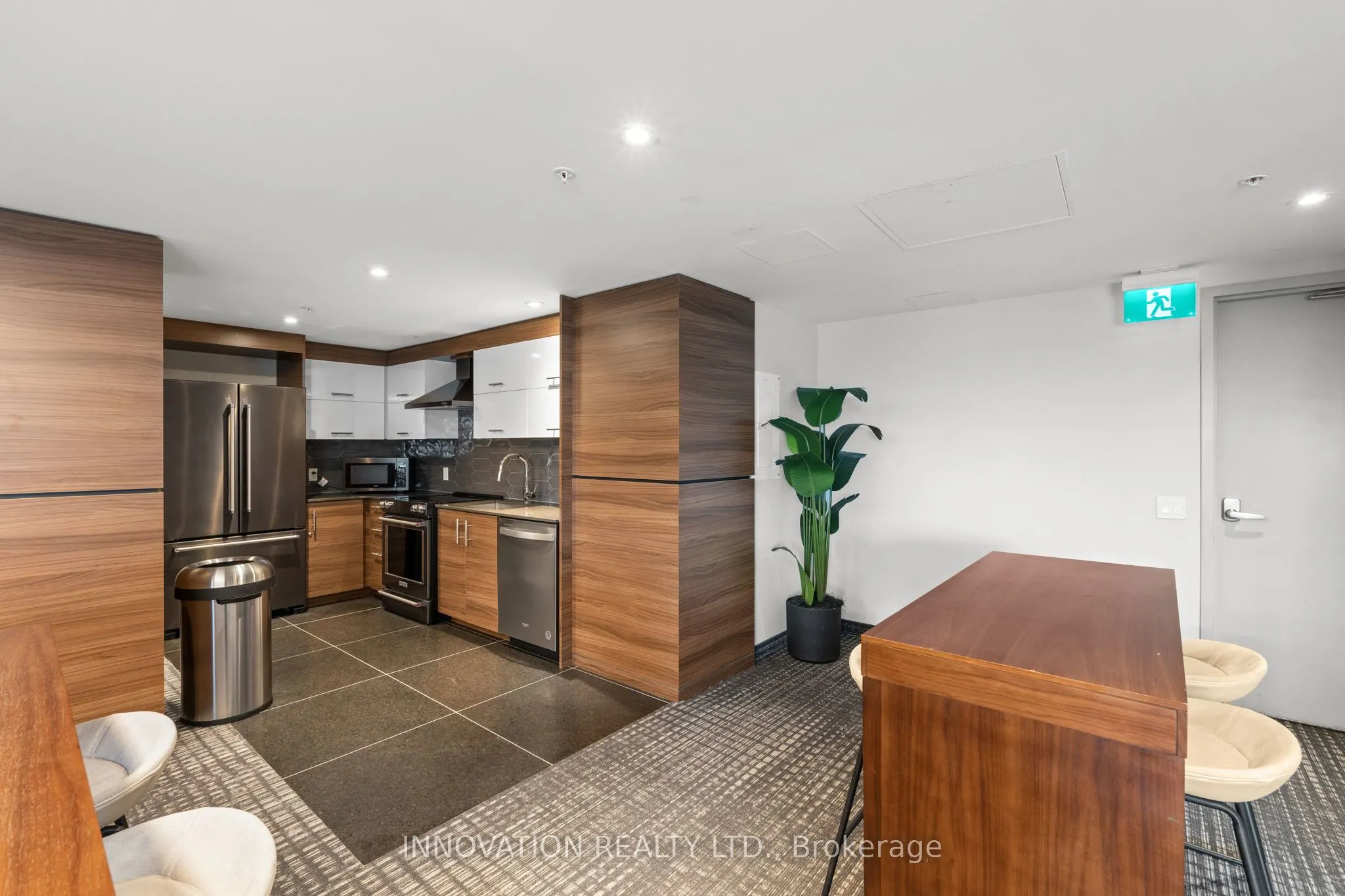 805 Carling Avenue, #701