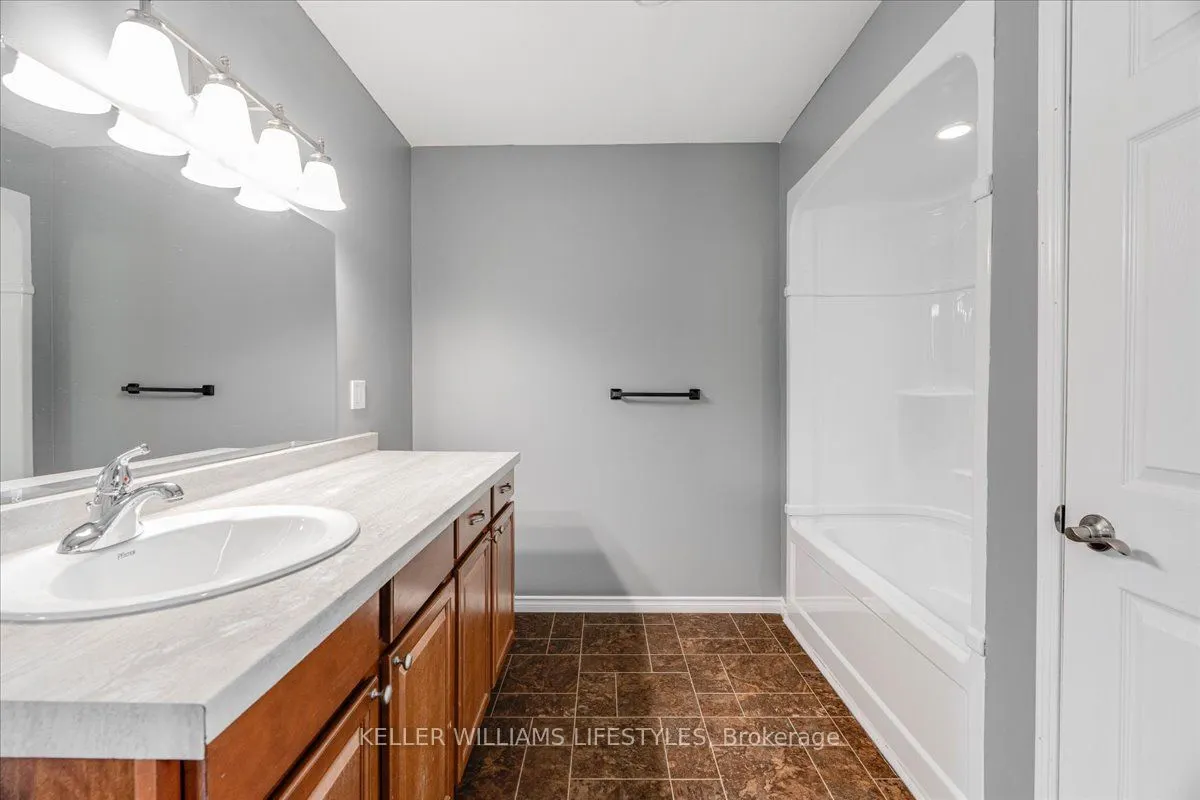 583 ST.CLAIR Street