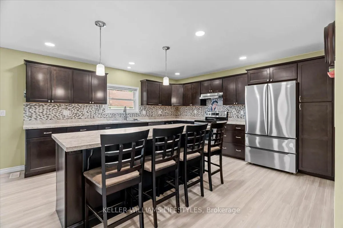 583 ST.CLAIR Street