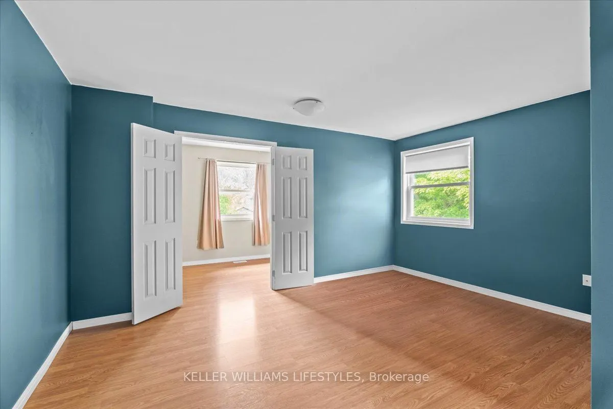 583 ST.CLAIR Street