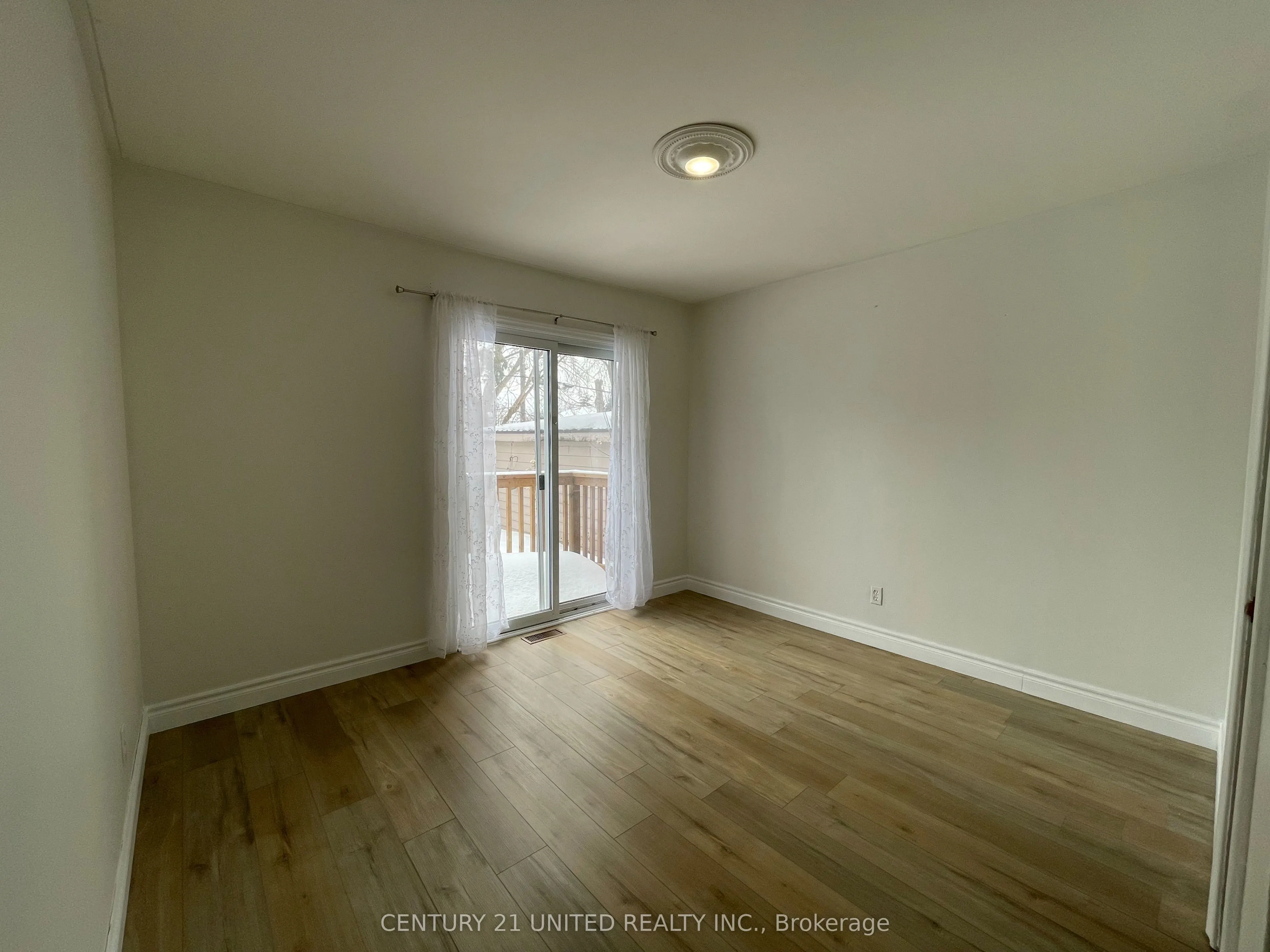 431 O'Connell Road, #UPPER