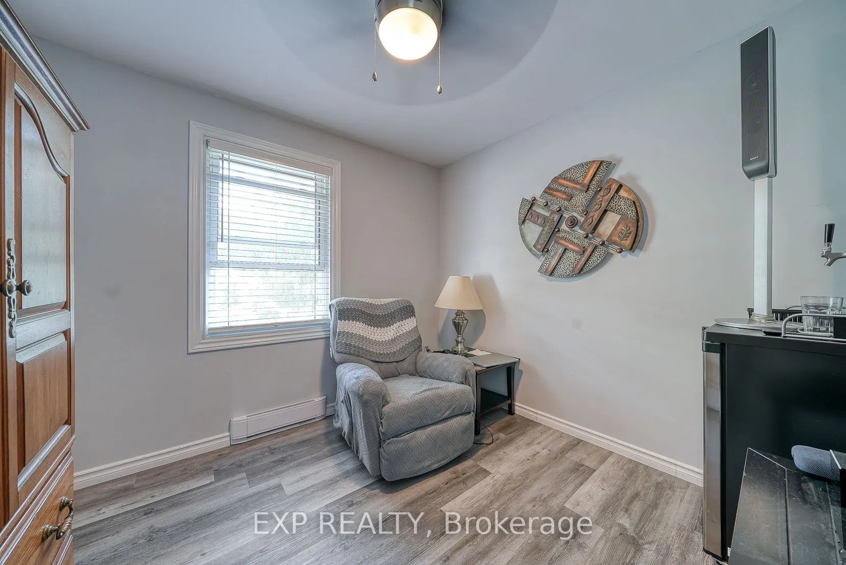 230 Clarke Road N, #186