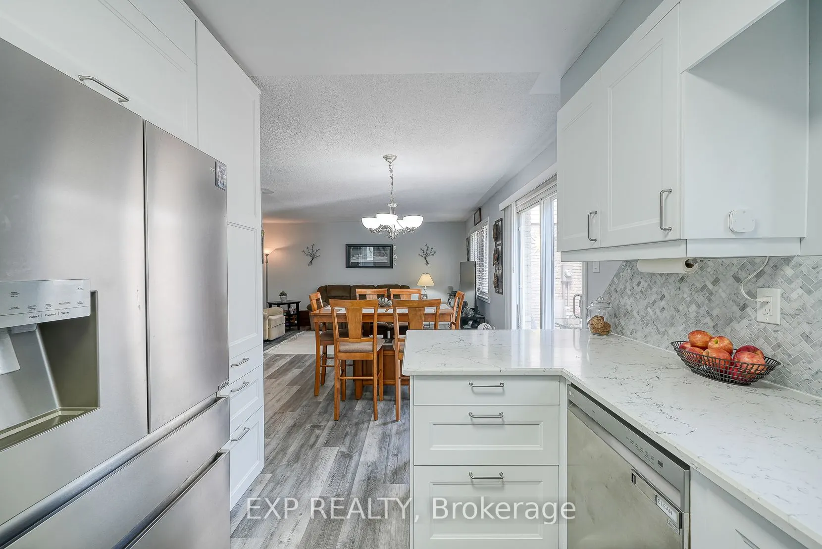 230 Clarke Road N, #186