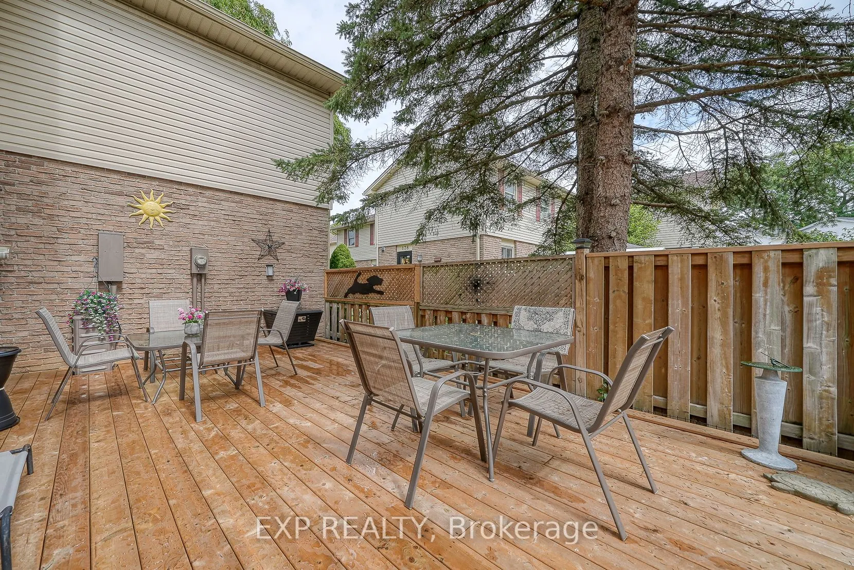 230 Clarke Road N, #186