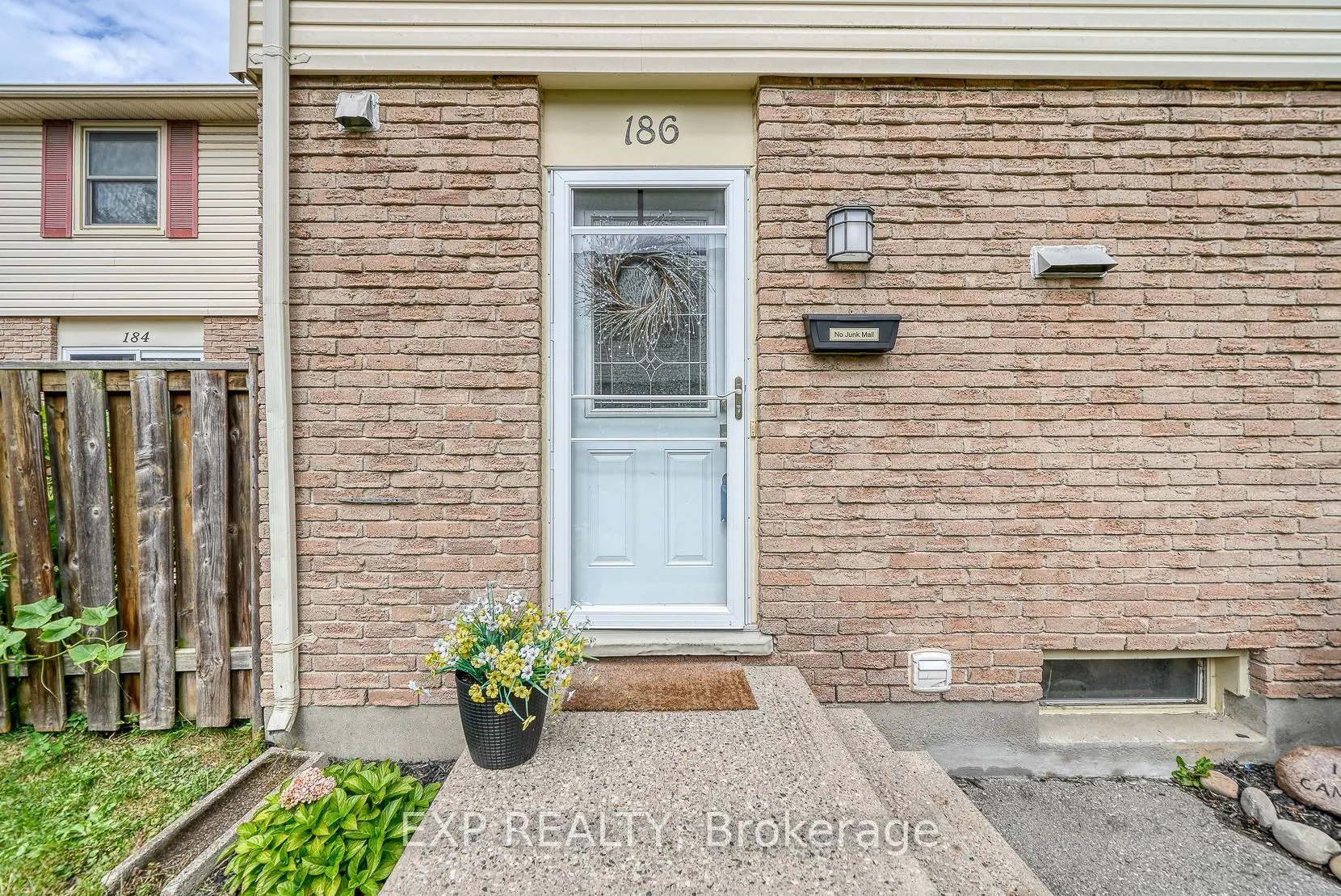 230 Clarke Road N, #186