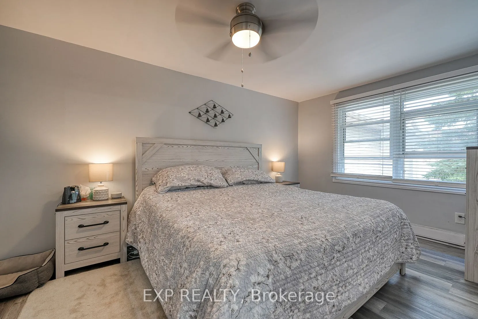 230 Clarke Road N, #186