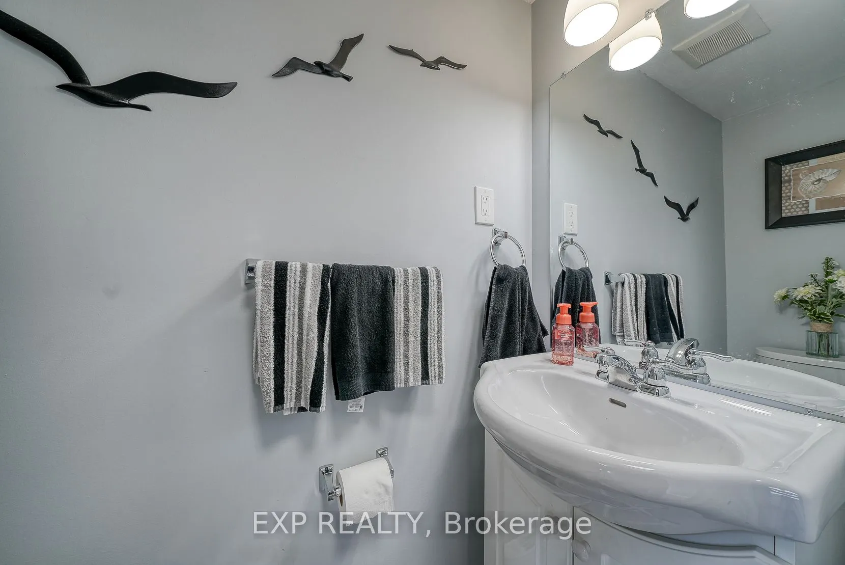 230 Clarke Road N, #186