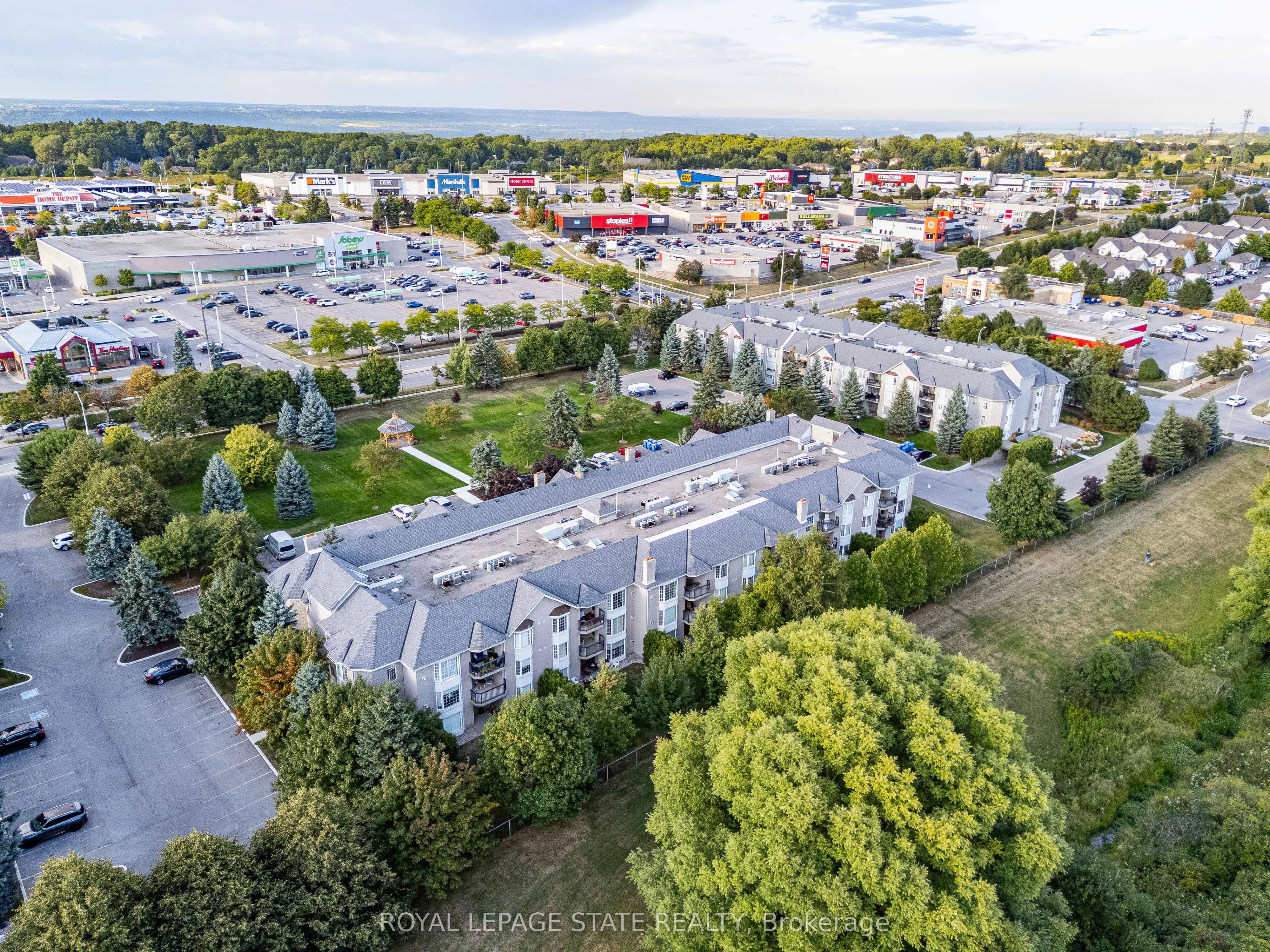 980 Golf Links Road, #101