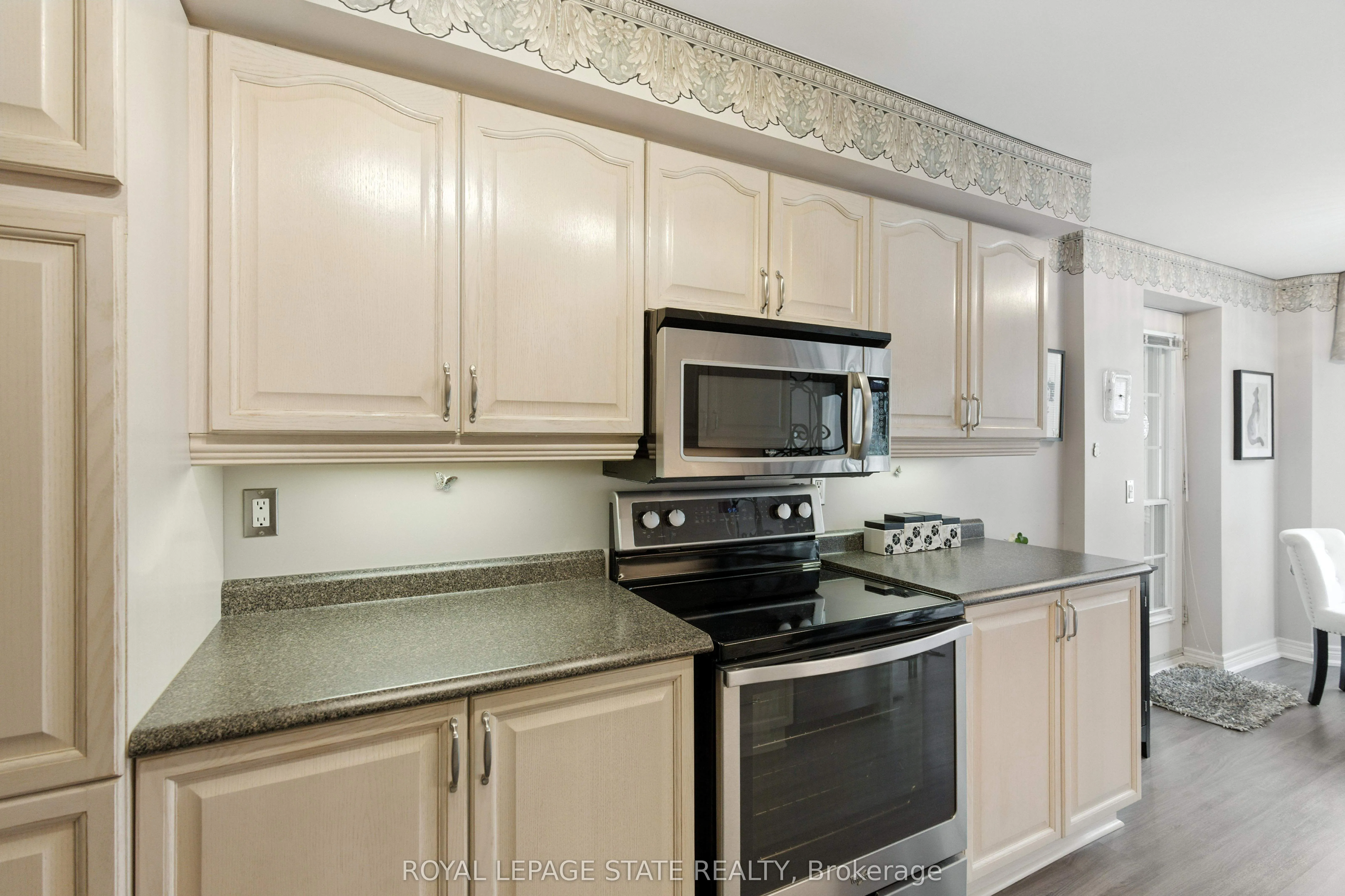980 Golf Links Road, #101