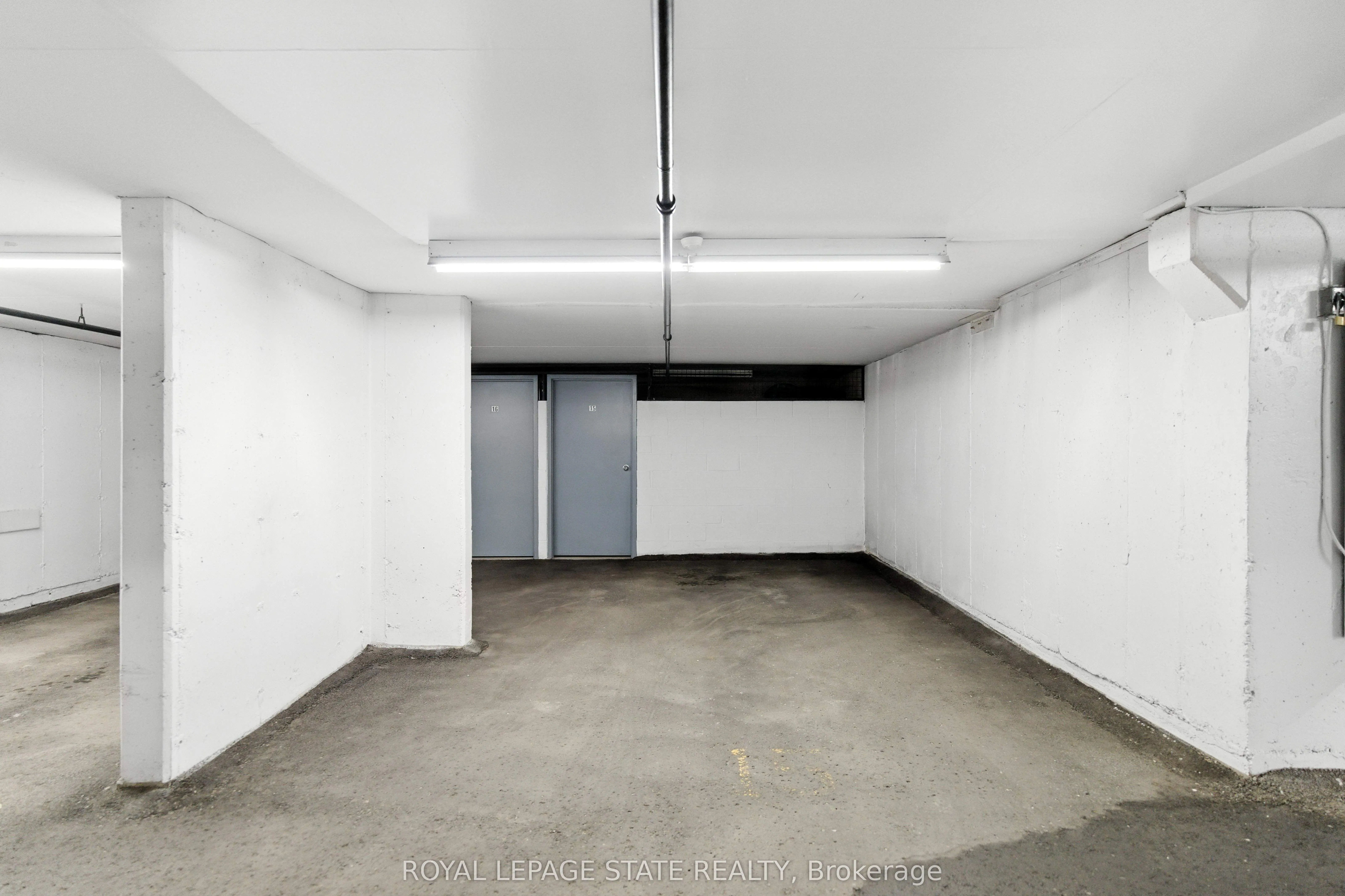 980 Golf Links Road, #101