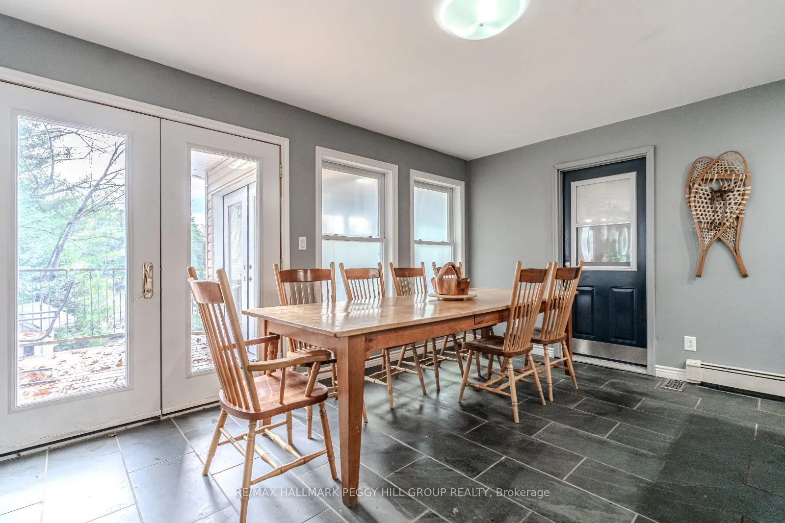 4 Clover Court