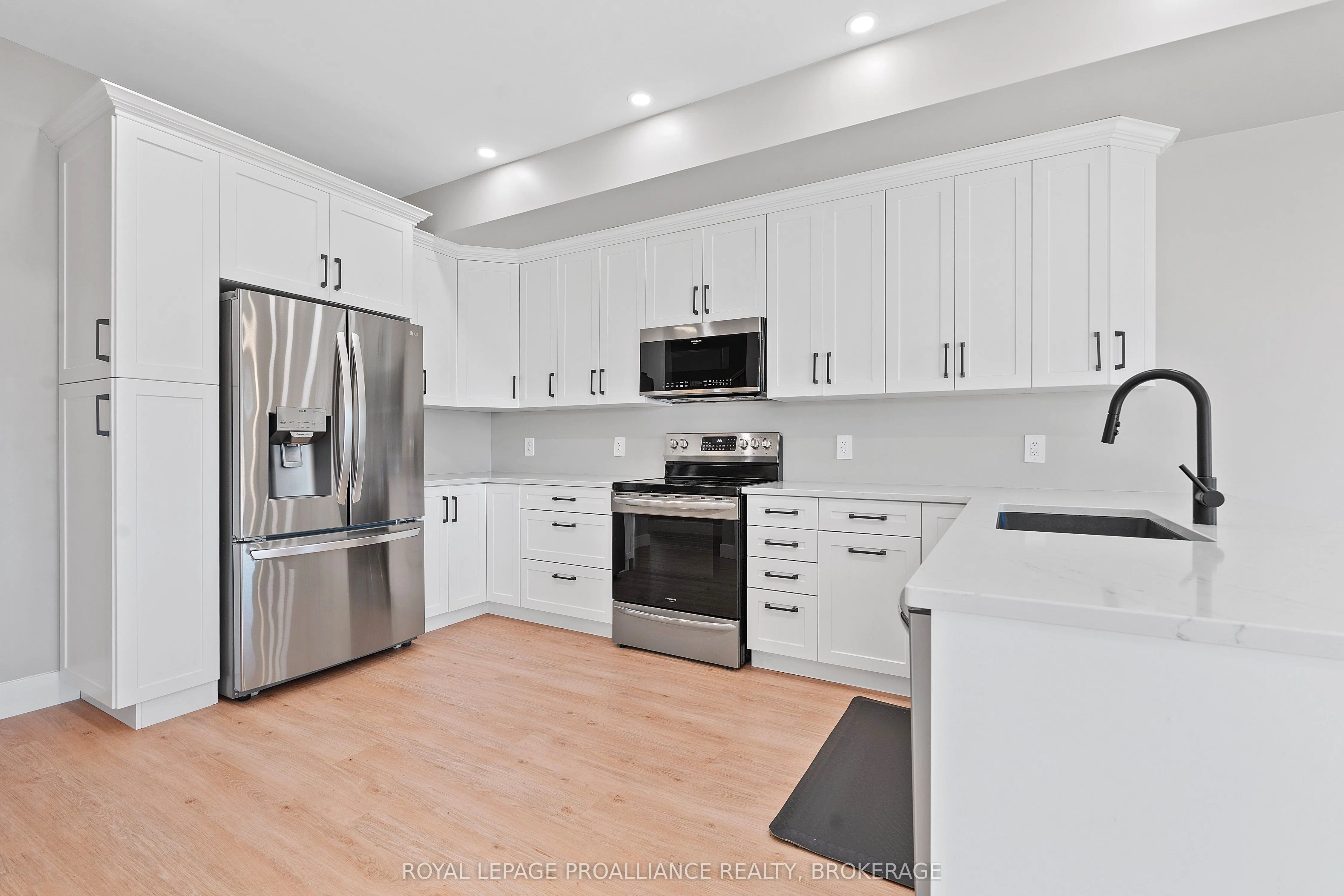 12 Dusenbury Crescent