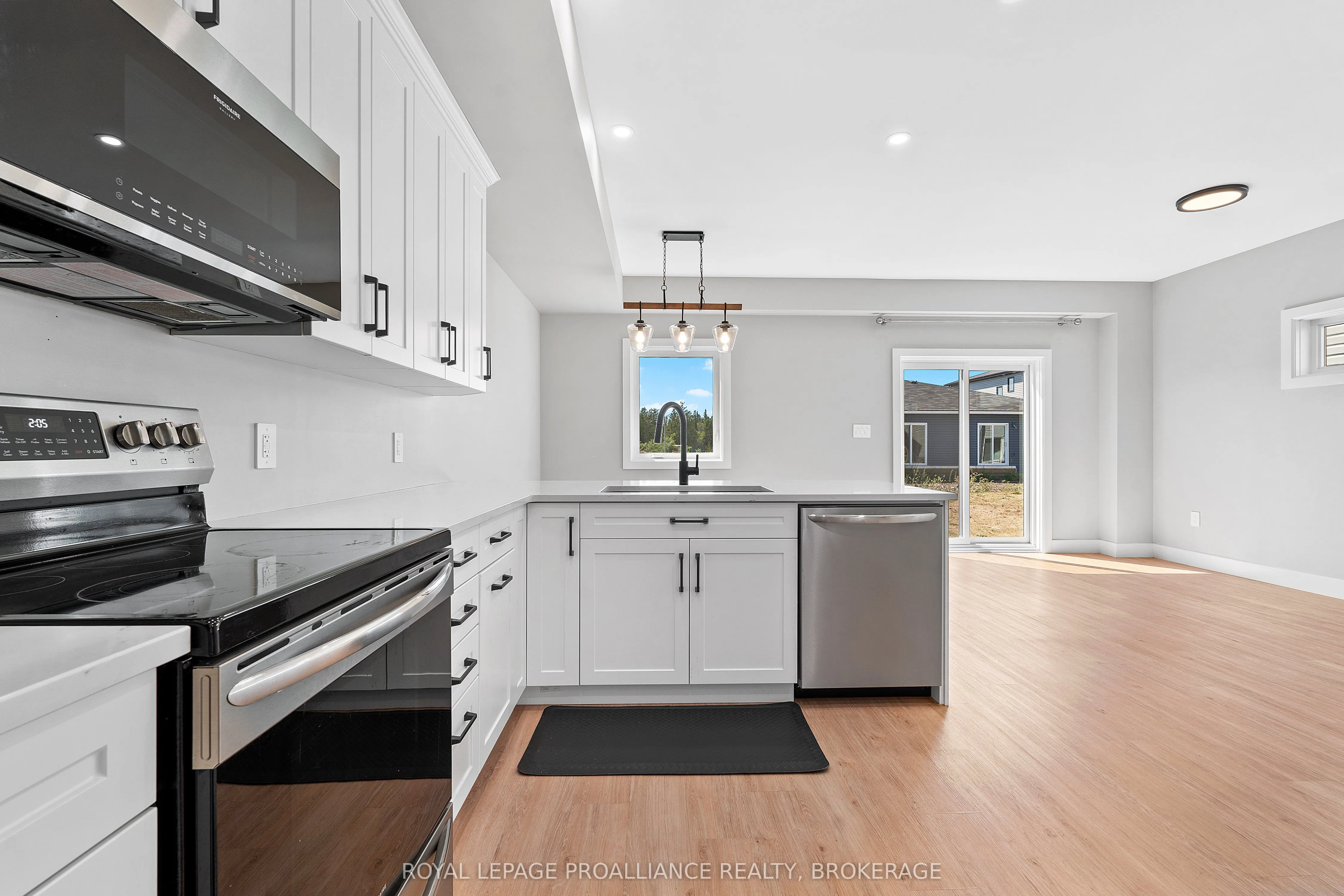 12 Dusenbury Crescent